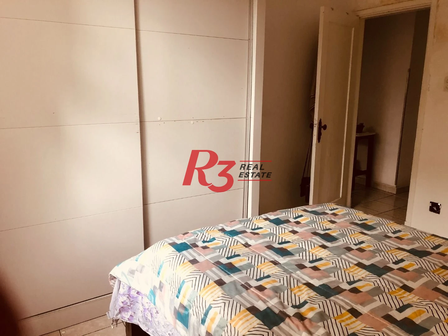 Apartamento térreo com 2 dormitórios à venda, 76 m² - Vila Matias - Santos/SP