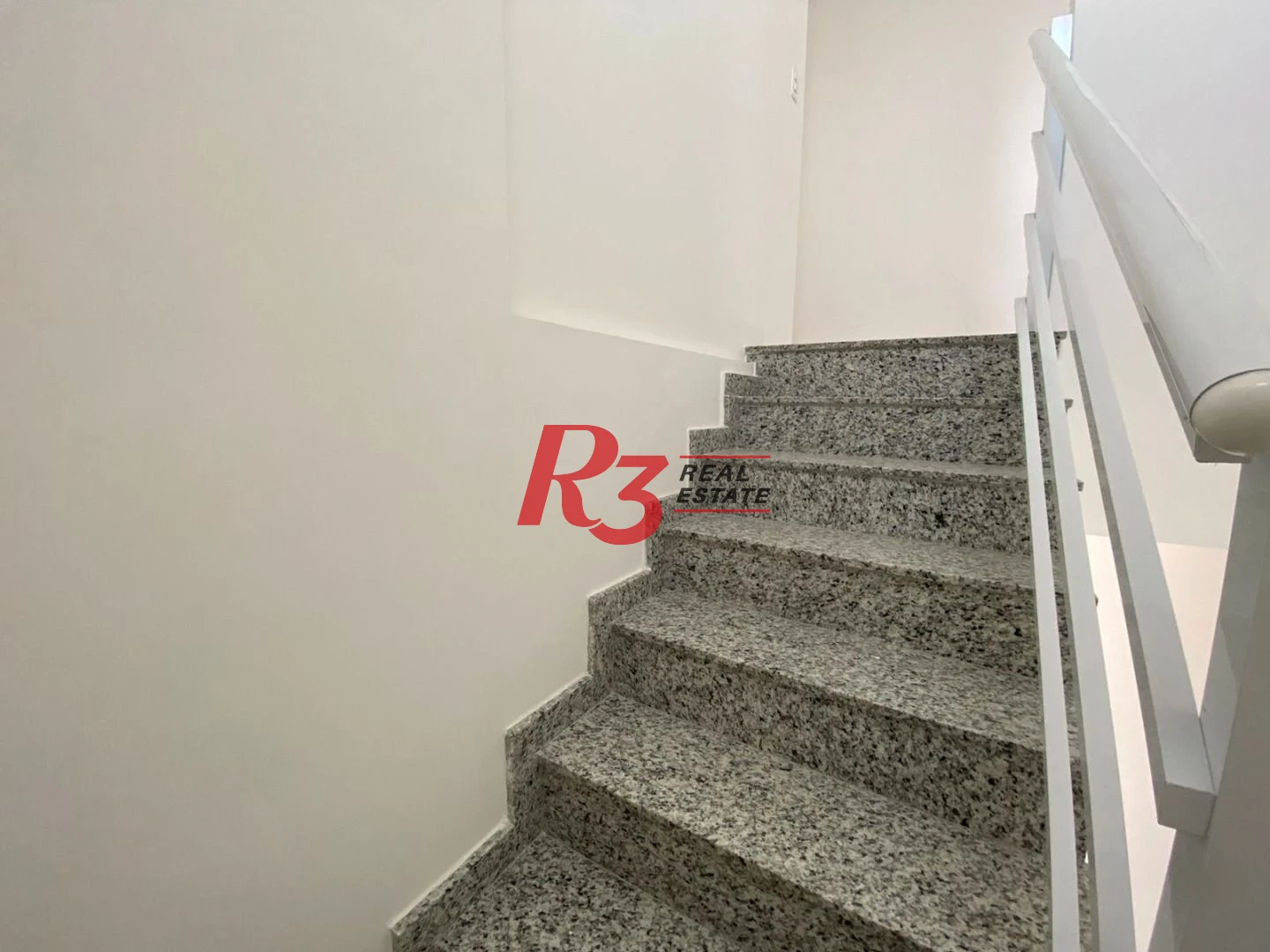 Apartamento Duplex à venda, 131 m² por R$ 949.000,00 - Encruzilhada - Santos/SP