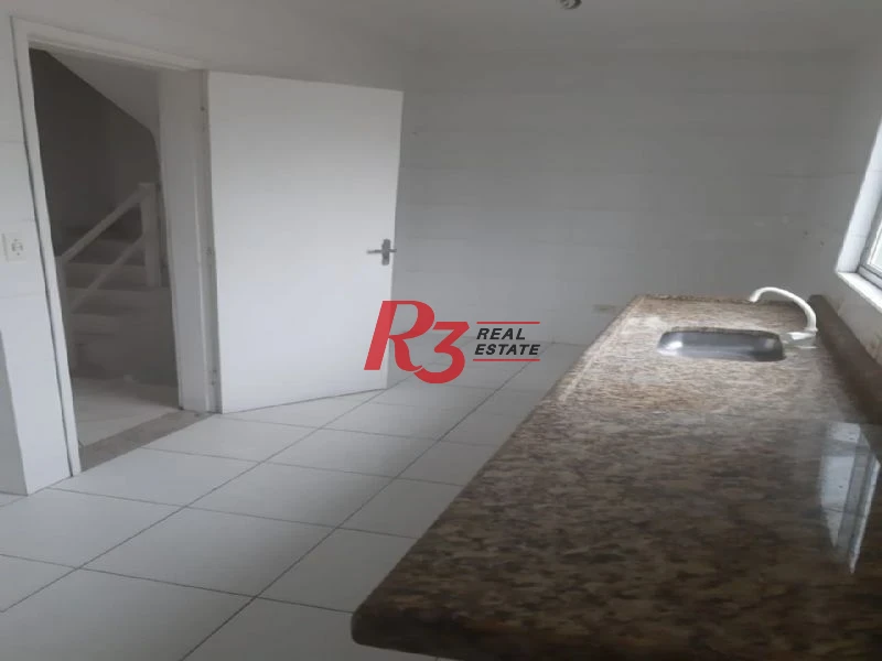 Casa com 3 dormitórios à venda, 114 m² - Parque Bitaru - São Vicente/SP