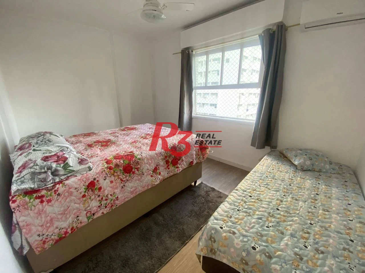 Apartamento com Vista Mar por R$ 244.000 - Itararé - São Vicente/SP