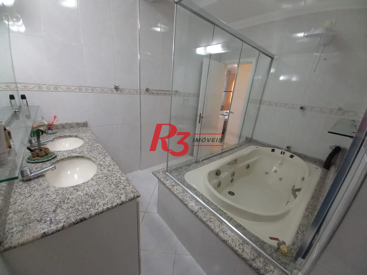 Cobertura Duplex com 4 dormitórios à venda, 300 m² por R$ 1.900.000 - Canto do Forte - Praia Grande/SP