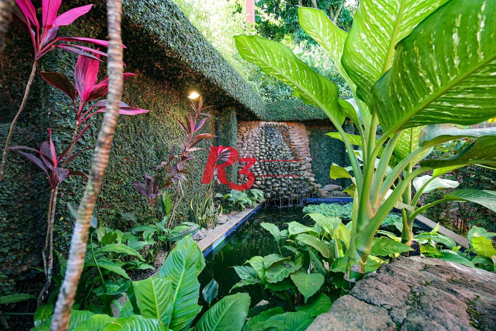 Casa com 6 dormitórios à venda, 704 m² por R$ 12.500.000,00 - Morro Santa Terezinha - Santos/SP