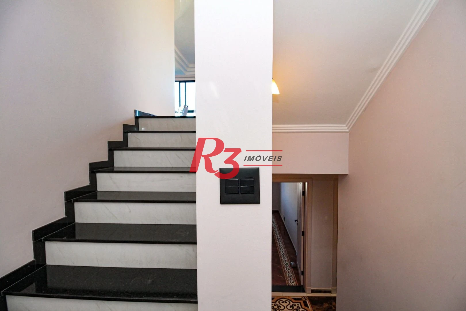 Casa com 6 dormitórios à venda, 704 m² por R$ 12.500.000,00 - Morro Santa Terezinha - Santos/SP