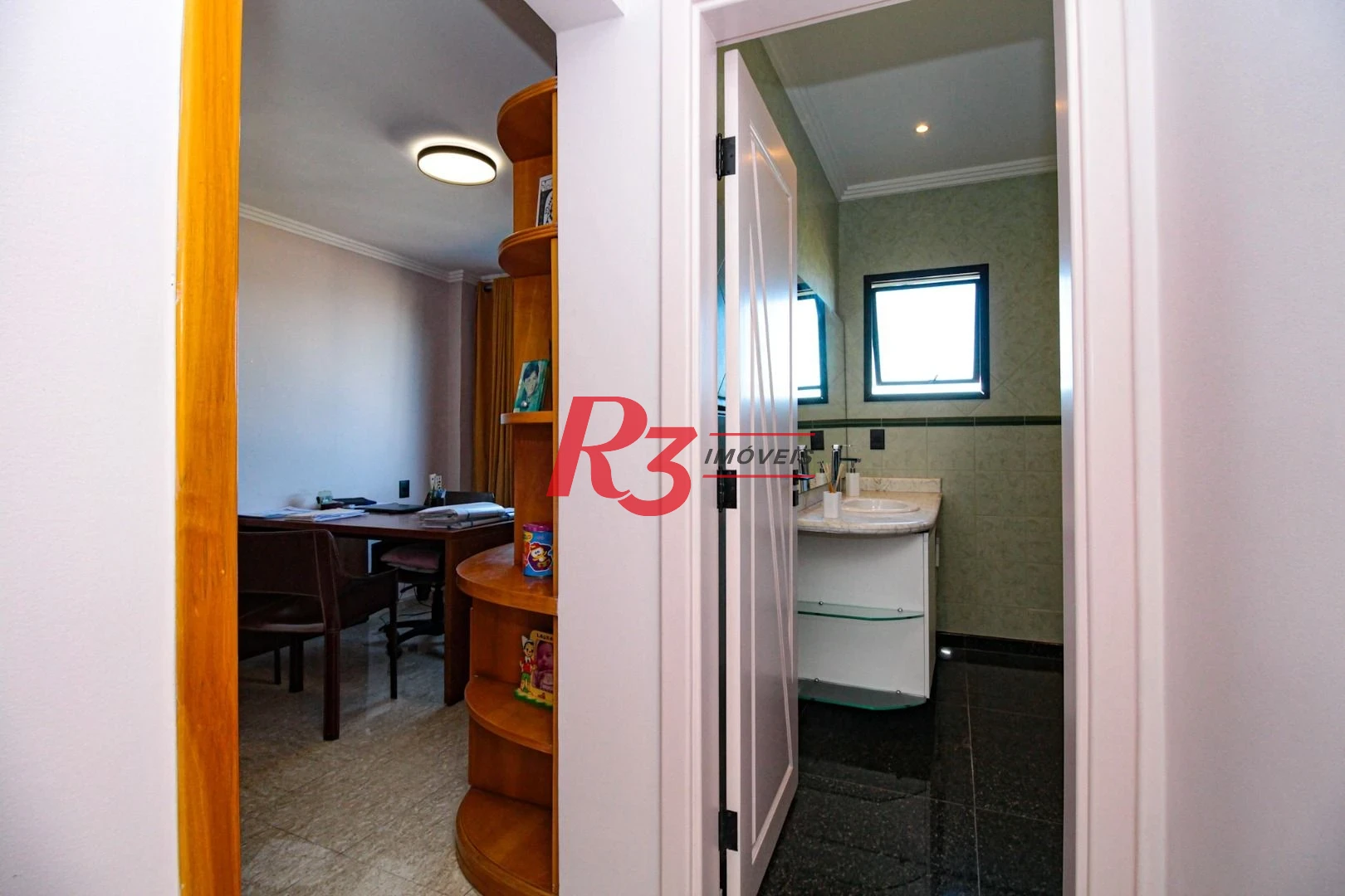 Casa com 6 dormitórios à venda, 704 m² por R$ 12.500.000,00 - Morro Santa Terezinha - Santos/SP