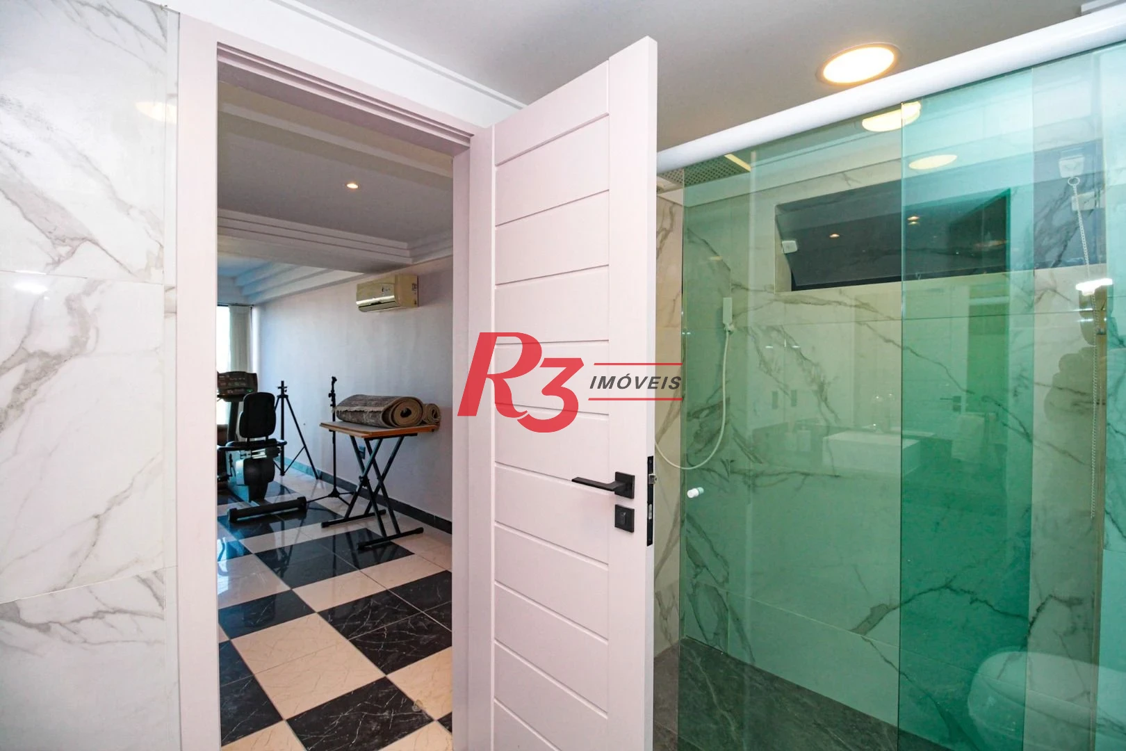 Casa com 6 dormitórios à venda, 704 m² por R$ 12.500.000,00 - Morro Santa Terezinha - Santos/SP