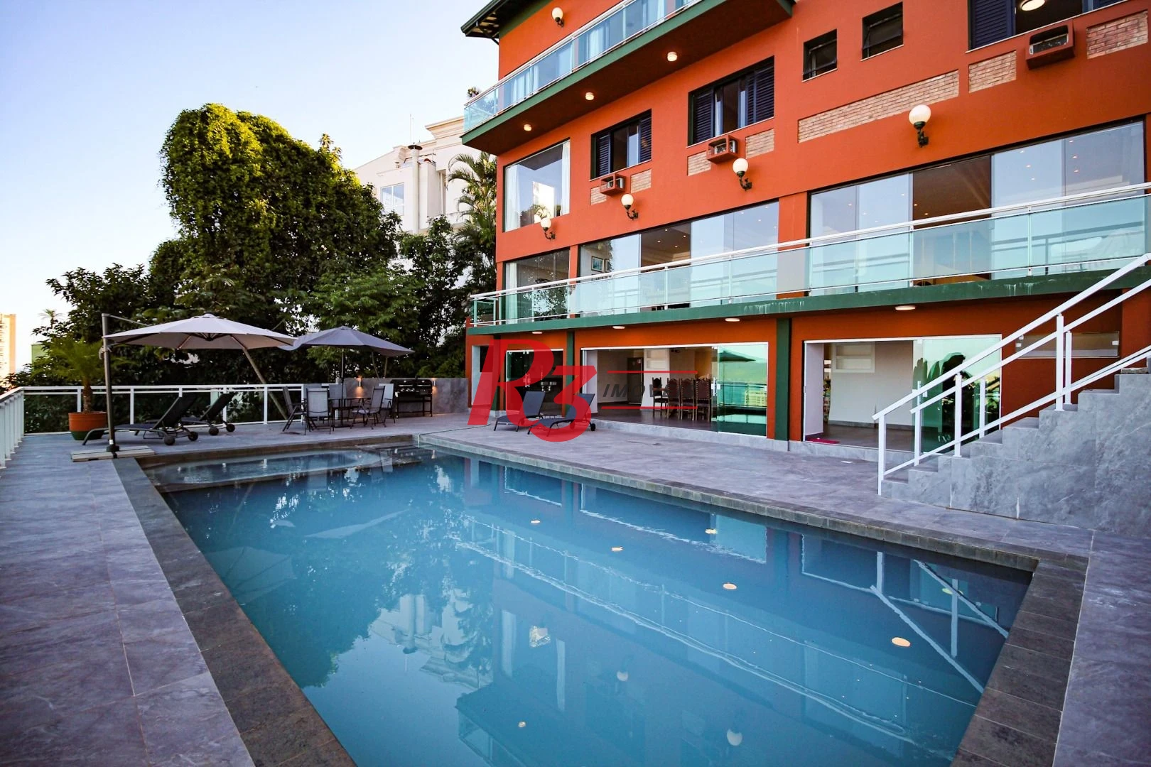 Casa com 6 dormitórios à venda, 704 m² por R$ 12.500.000,00 - Morro Santa Terezinha - Santos/SP