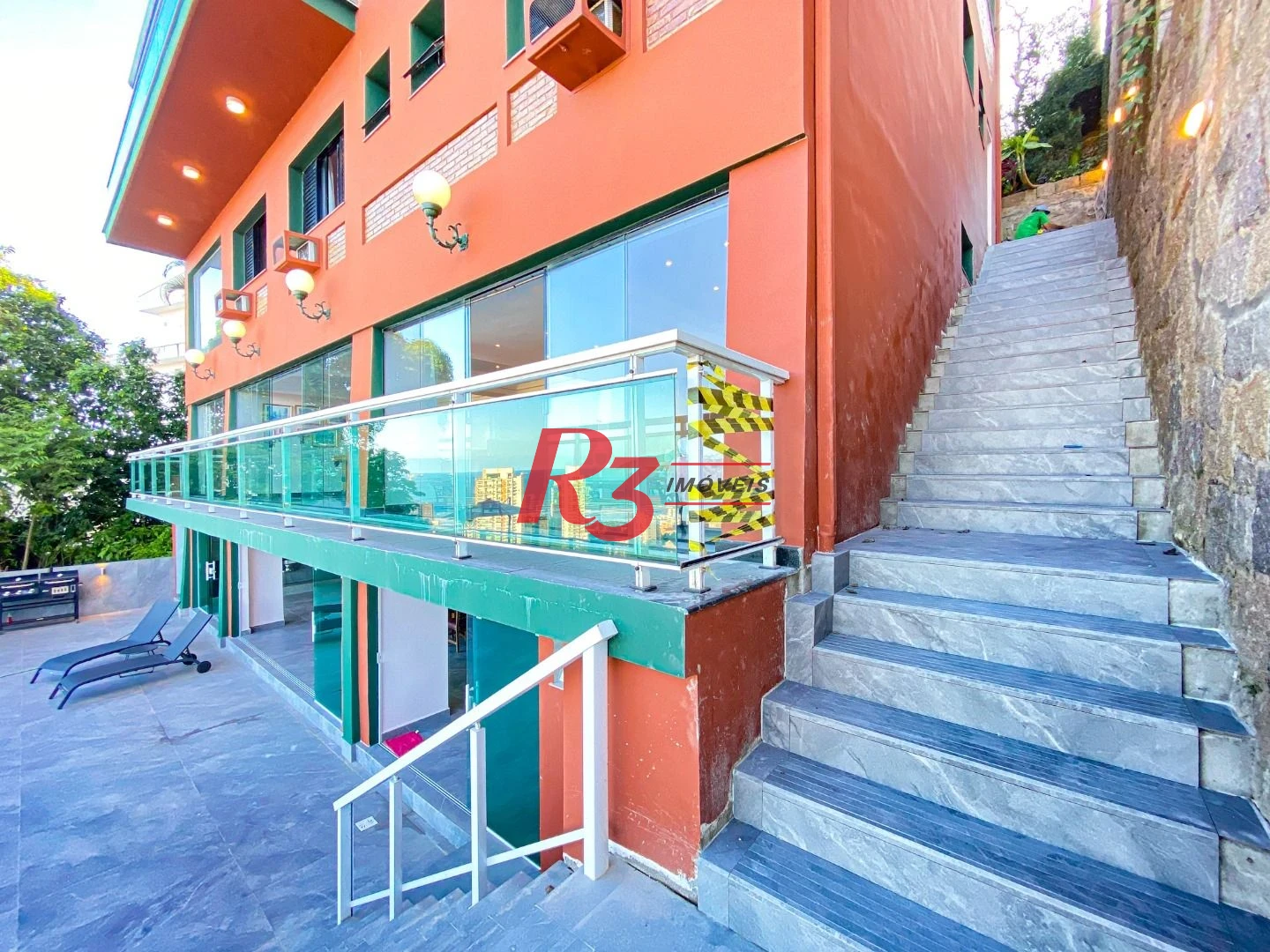Casa com 6 dormitórios à venda, 704 m² por R$ 12.500.000,00 - Morro Santa Terezinha - Santos/SP