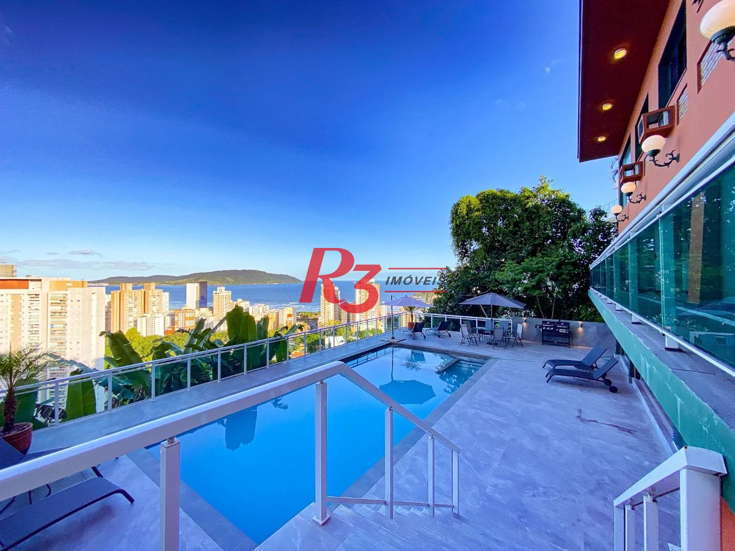 Casa com 6 dormitórios à venda, 704 m² por R$ 12.500.000,00 - Morro Santa Terezinha - Santos/SP
