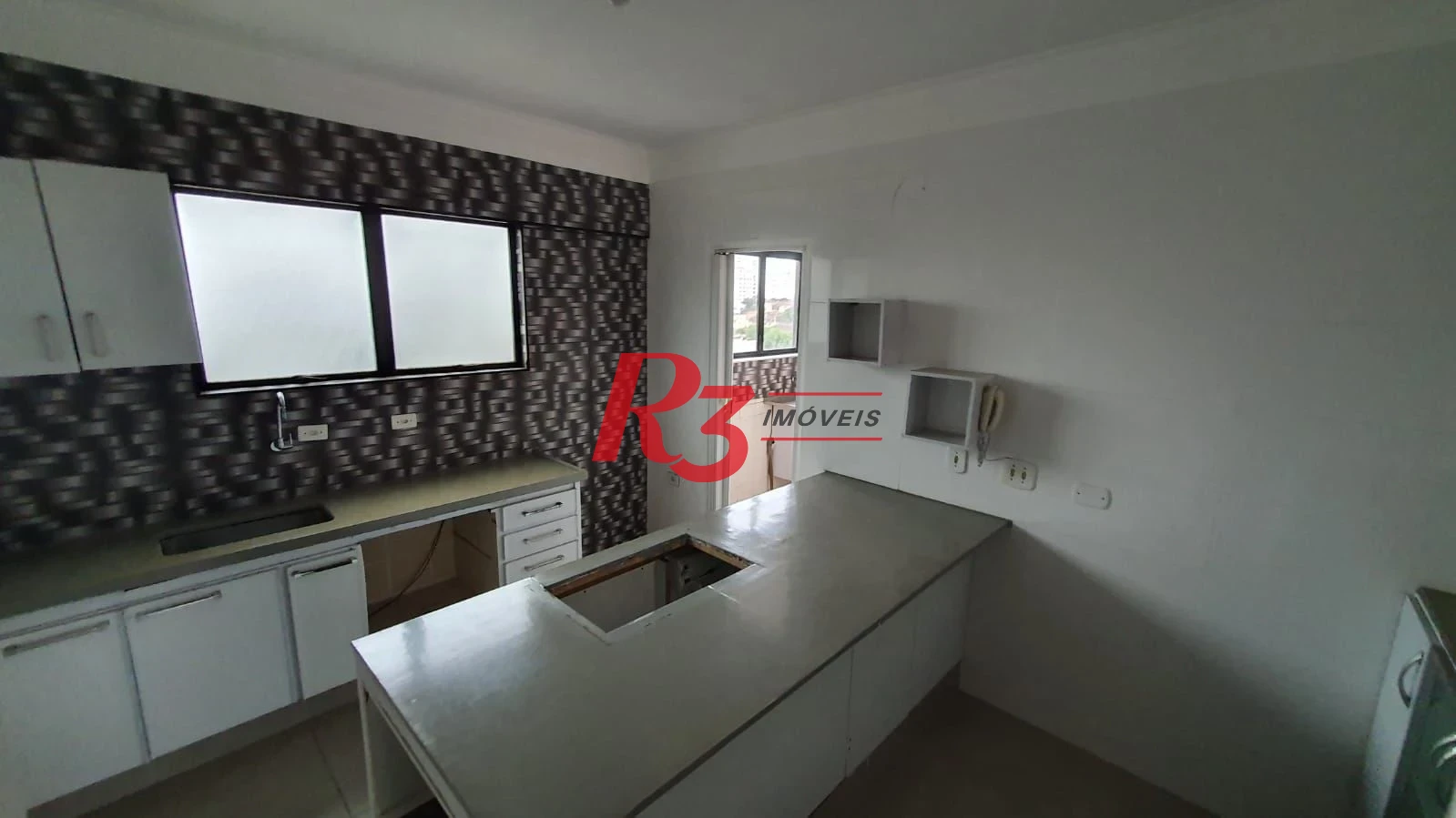 Apartamento com 2 dormitórios para alugar, 112 m² por R$ 3.600,02/mês - Embaré - Santos/SP