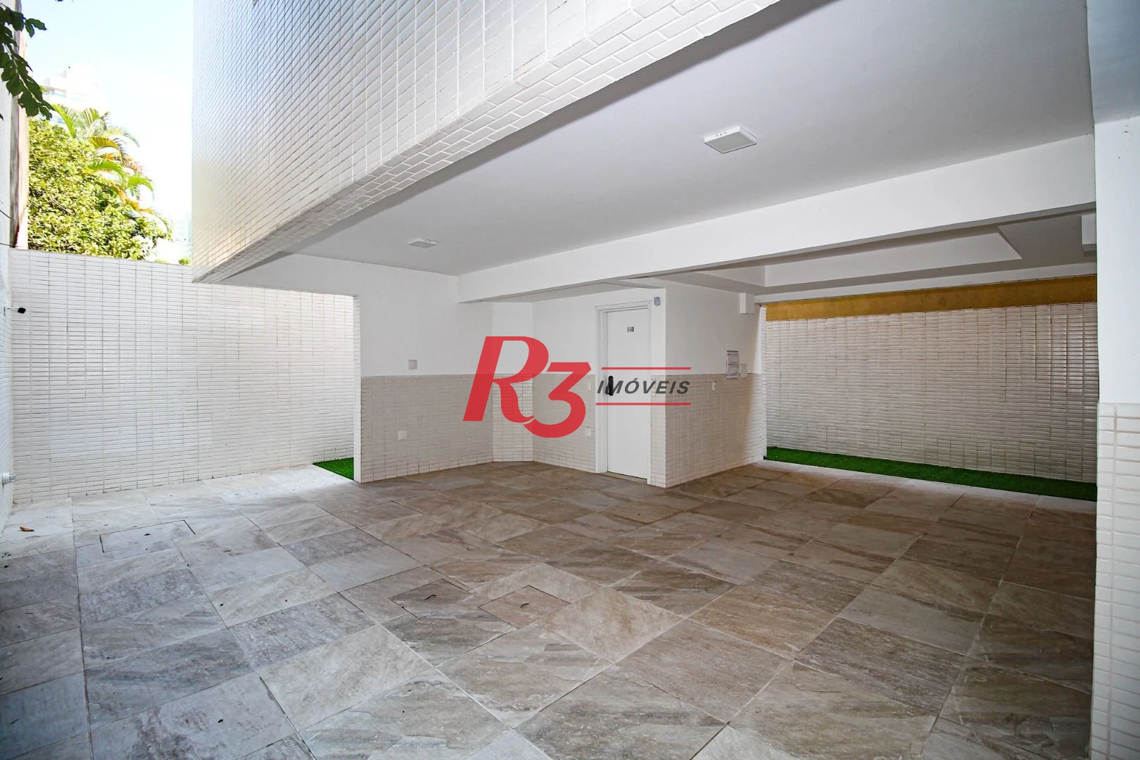 Village com 3 dormitórios à venda, 200 m² por R$ 1.200.000,00 - Gonzaga - Santos/SP