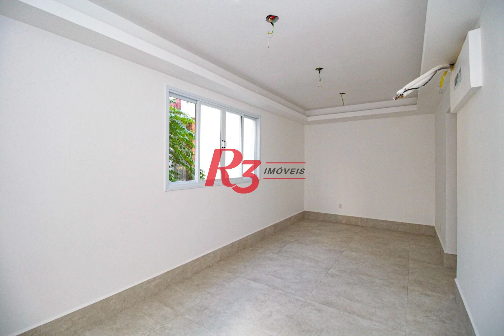 Village com 3 dormitórios à venda, 200 m² por R$ 1.200.000,00 - Gonzaga - Santos/SP