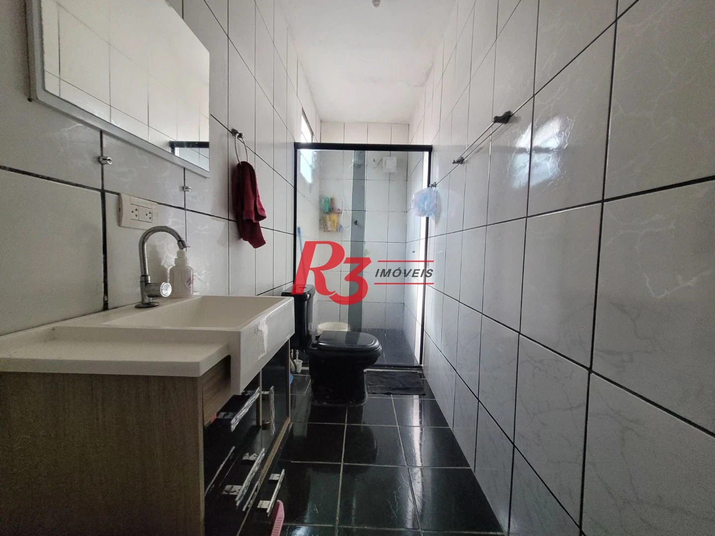 Casa com 3 dormitórios à venda, 223 m² - Encruzilhada - Santos/SP