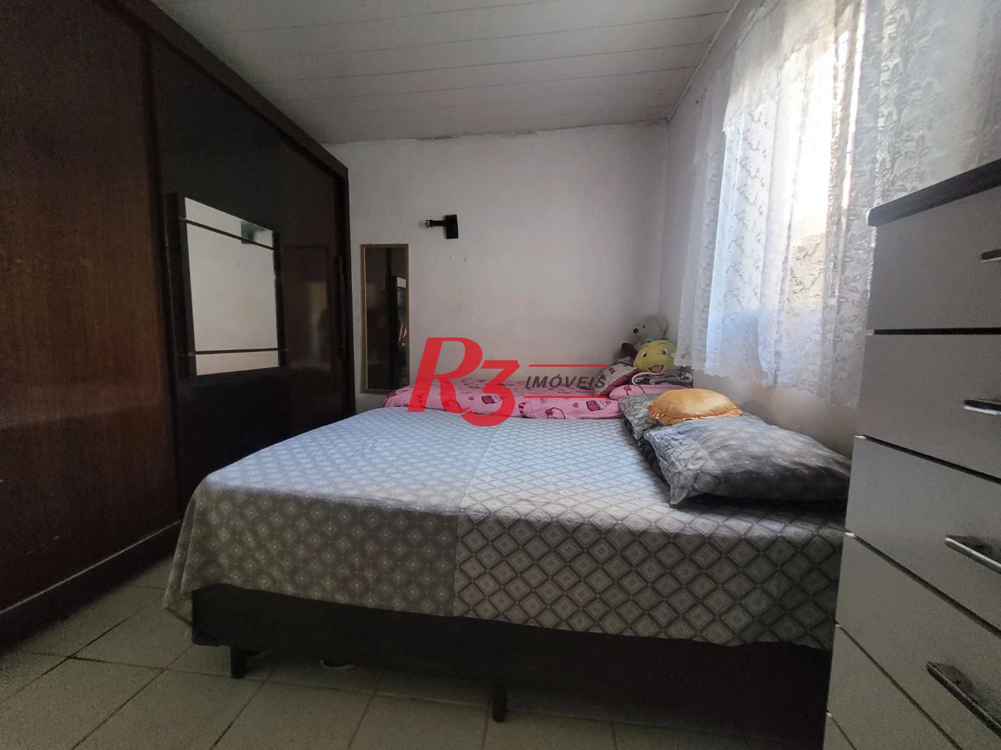 Casa com 3 dormitórios à venda, 223 m² - Encruzilhada - Santos/SP