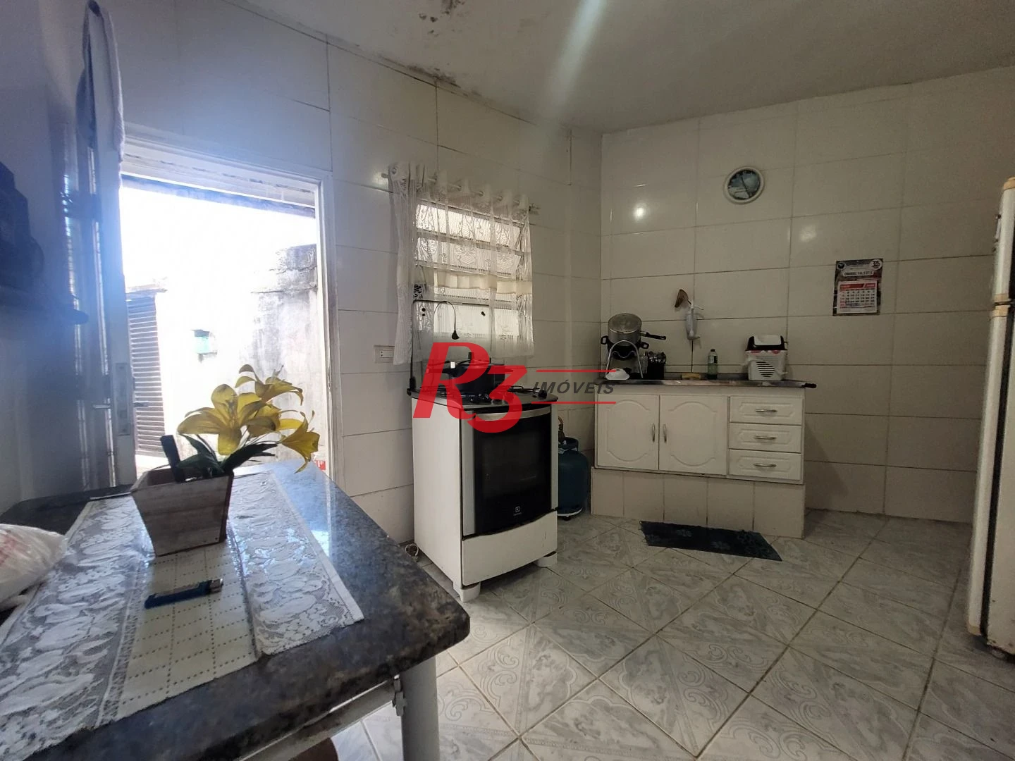 Casa com 3 dormitórios à venda, 223 m² - Encruzilhada - Santos/SP