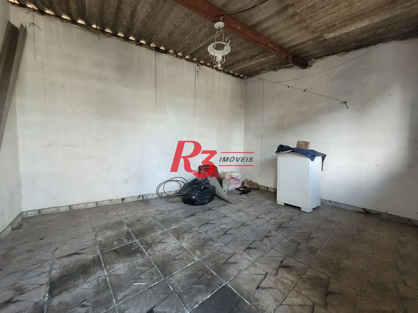 Casa com 3 dormitórios à venda, 223 m² - Encruzilhada - Santos/SP