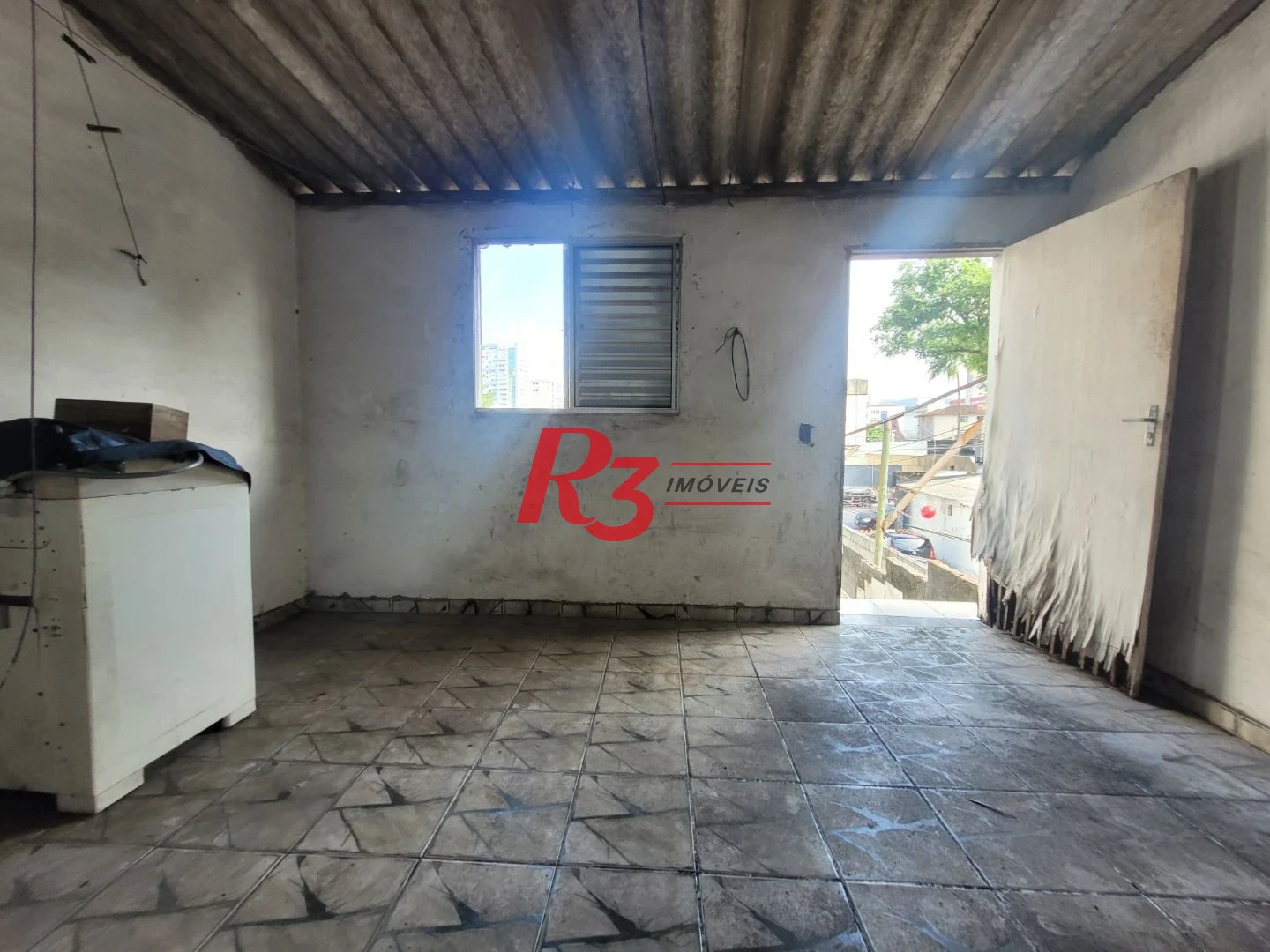 Casa com 3 dormitórios à venda, 223 m² - Encruzilhada - Santos/SP