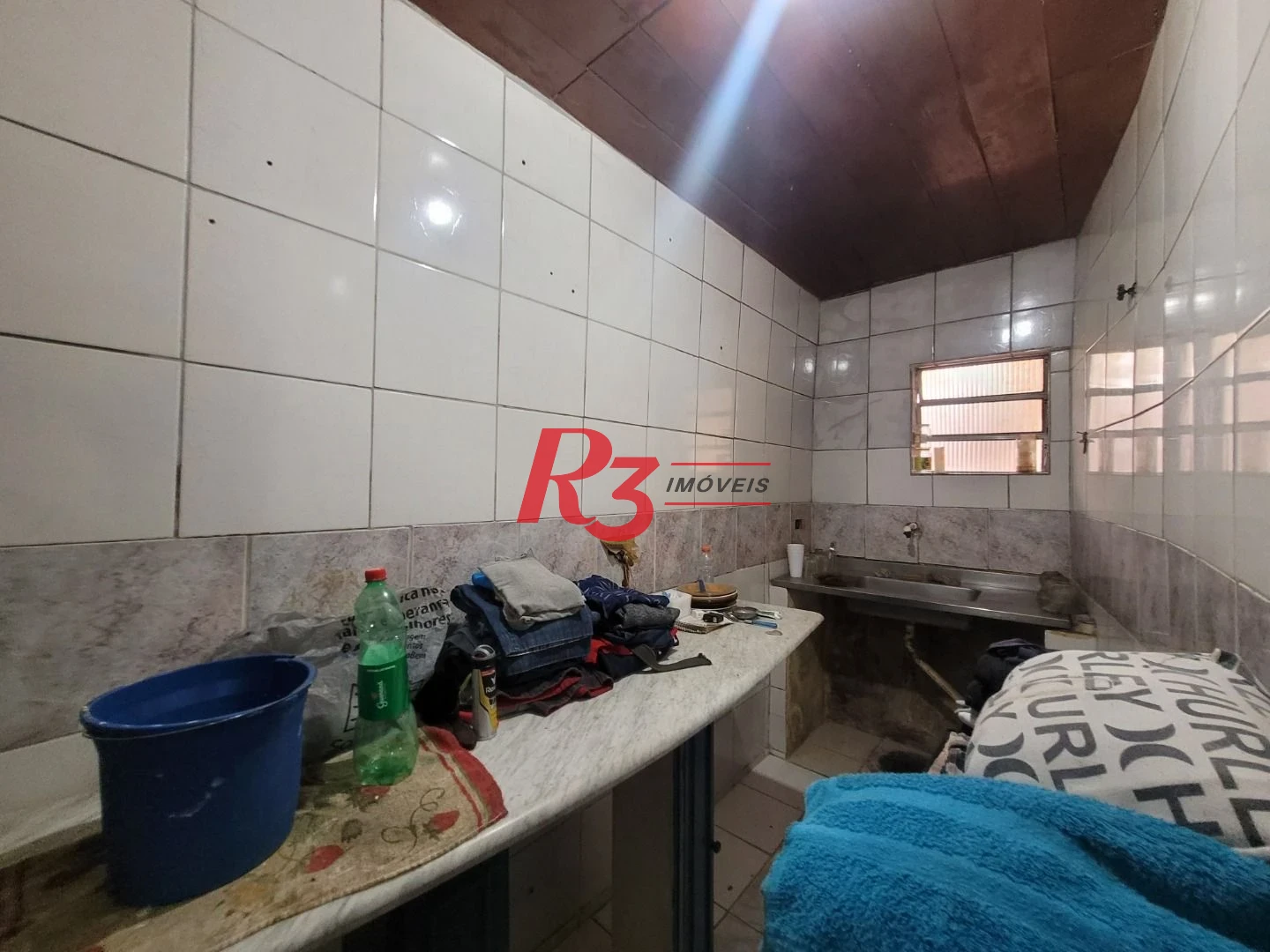 Casa com 3 dormitórios à venda, 223 m² - Encruzilhada - Santos/SP