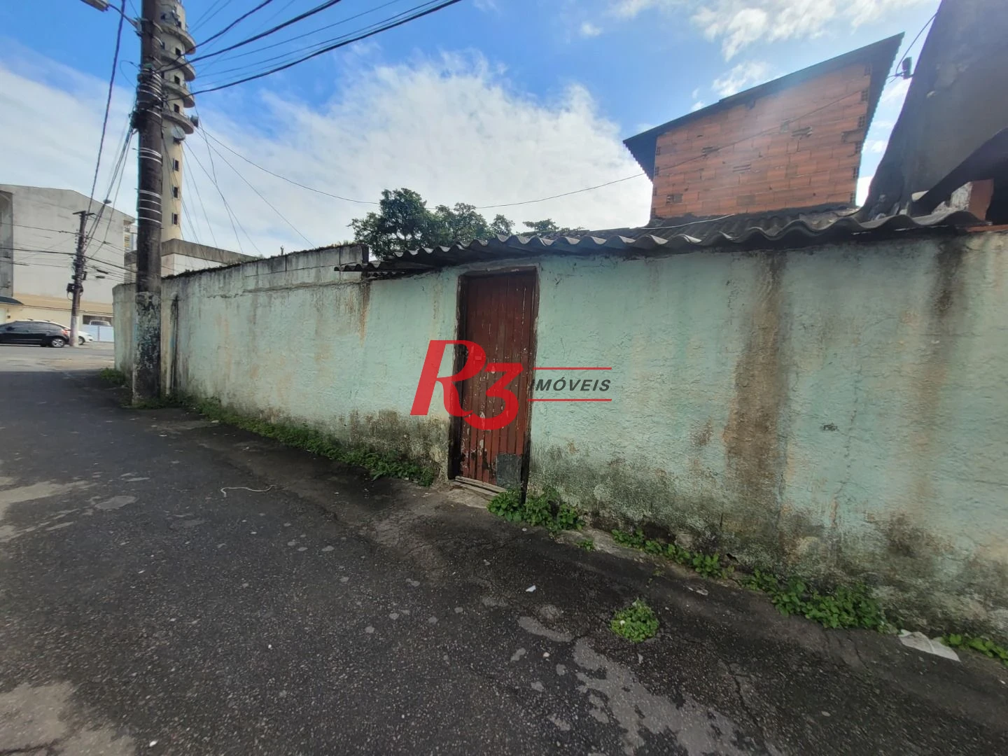 Casa com 3 dormitórios à venda, 223 m² - Encruzilhada - Santos/SP