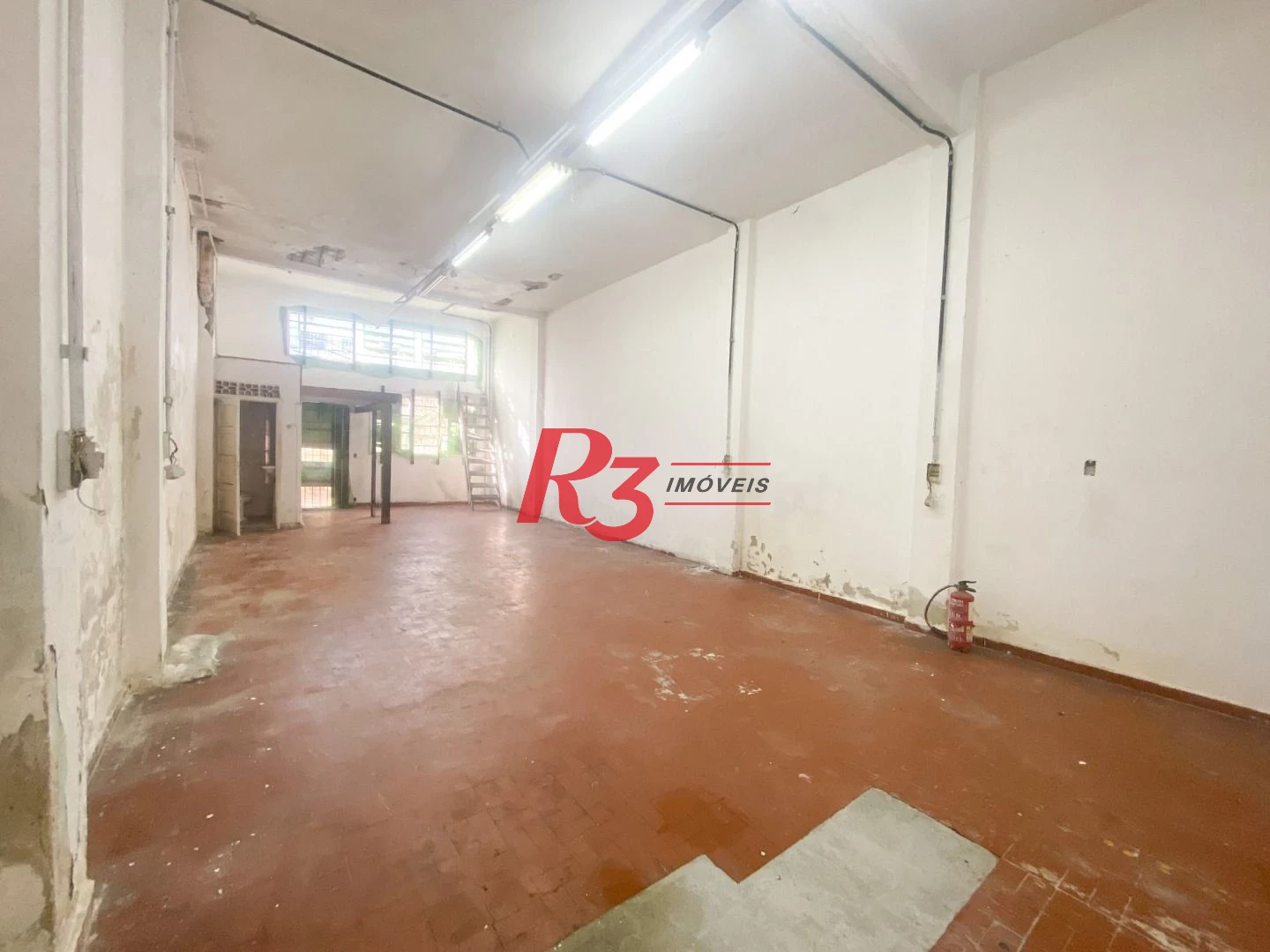 Galpão para alugar, 200 m² - Centro - Santos/SP
