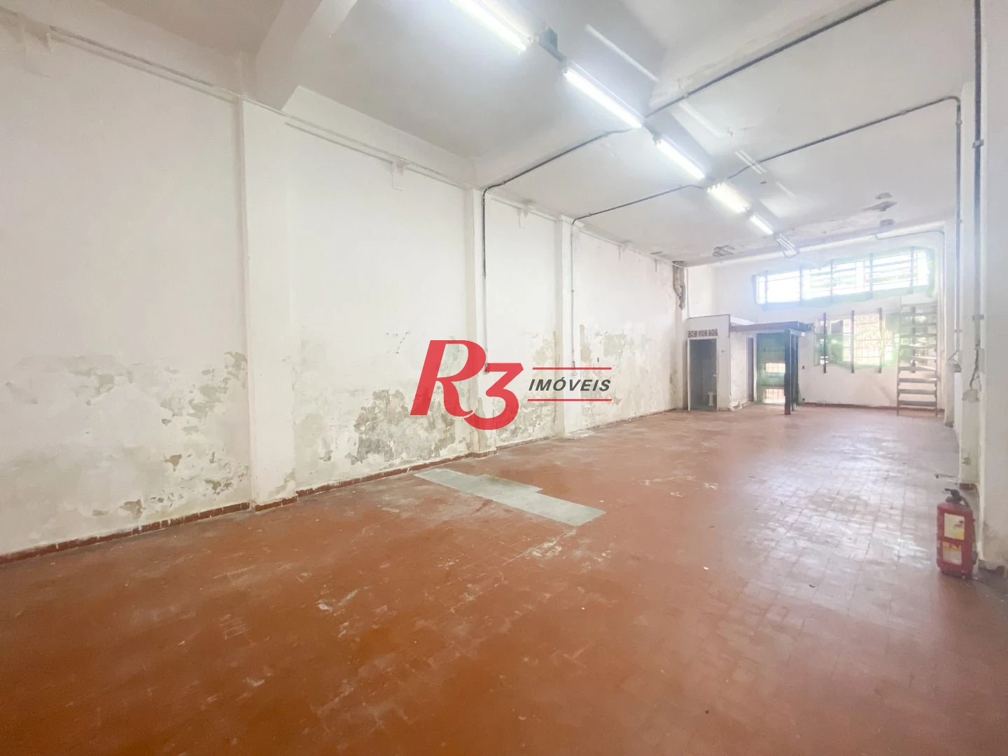 Galpão para alugar, 200 m² - Centro - Santos/SP