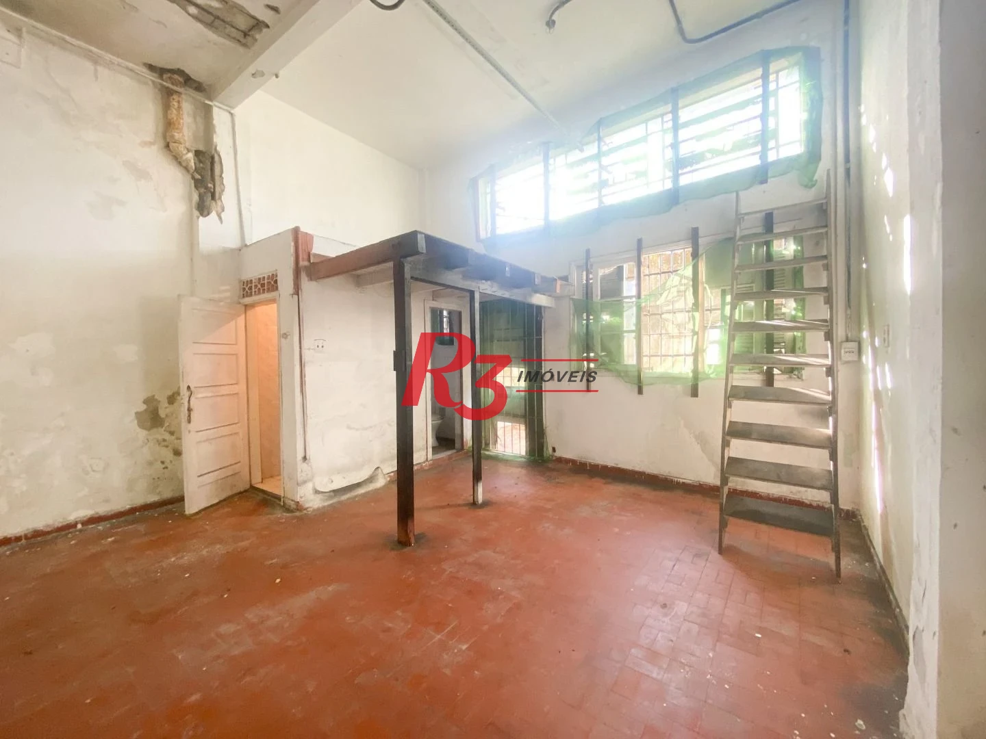 Galpão para alugar, 200 m² - Centro - Santos/SP