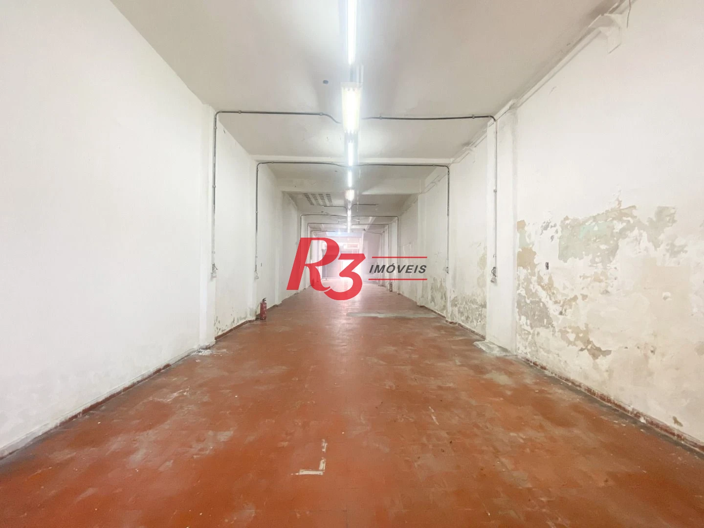 Galpão para alugar, 200 m² - Centro - Santos/SP