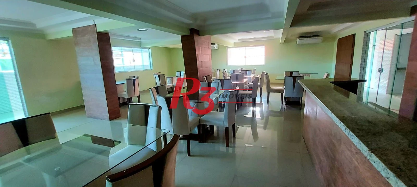 Apartamento à venda, 101 m² por R$ 558.000,00 - Vila Guilhermina - Praia Grande/SP