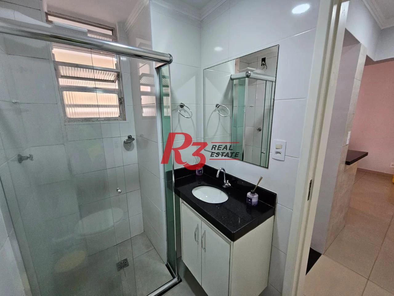 Apartamento com 1 dormitório para alugar, 63 m² por R$ 3.000,02/mês - José Menino - Santos/SP