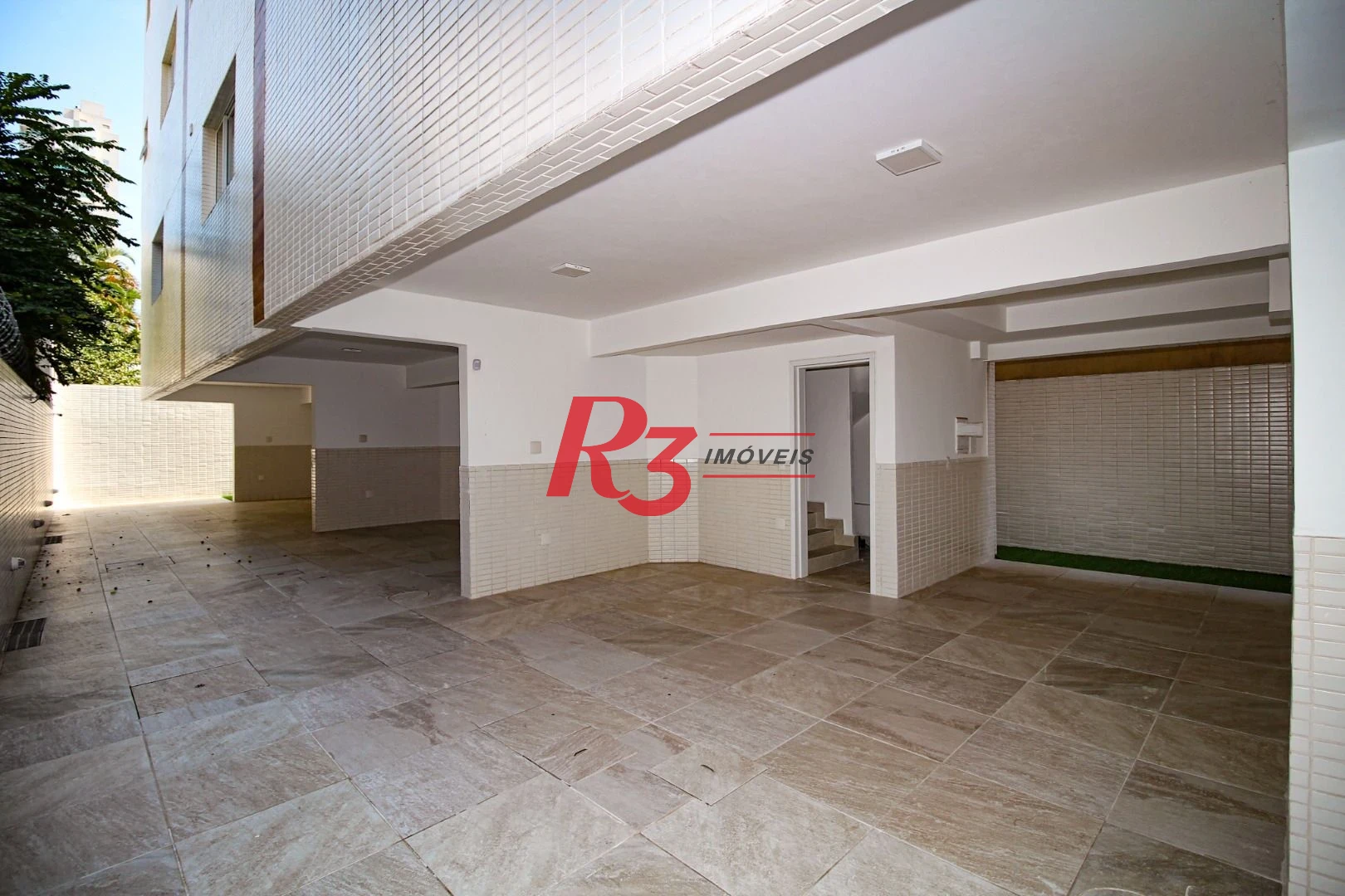 Sobrado com 3 dormitórios à venda, 190 m² por R$ 800.000,00 - Gonzaga - Santos/SP