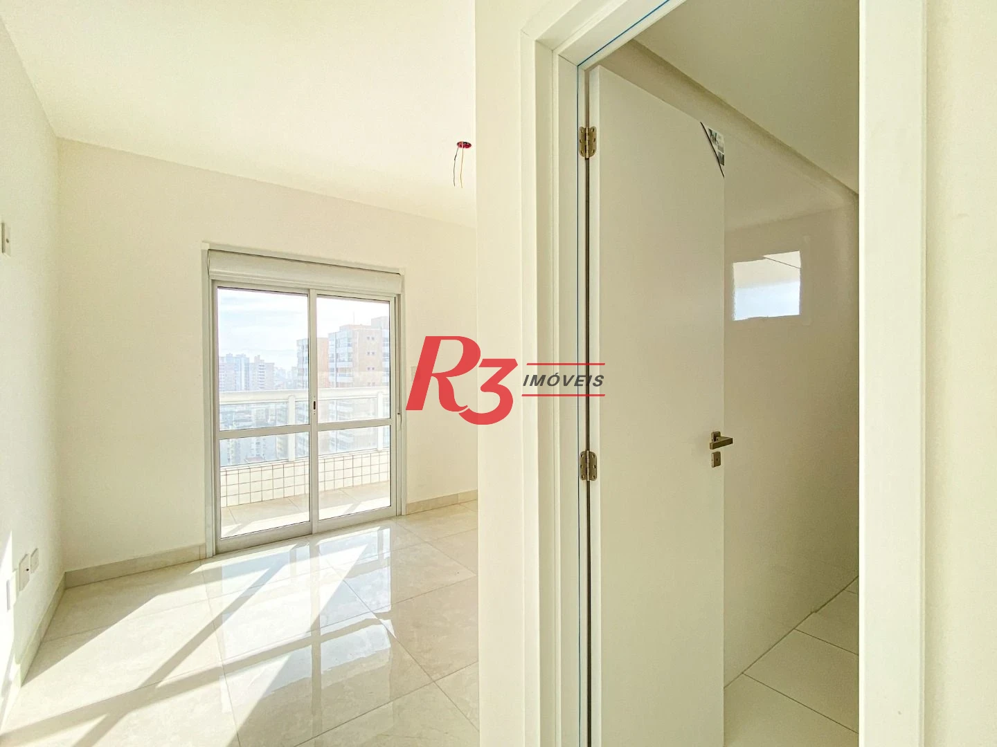 Apartamento com 3 dormitórios à venda, 133 m² - Canto do Forte - Praia Grande/SP