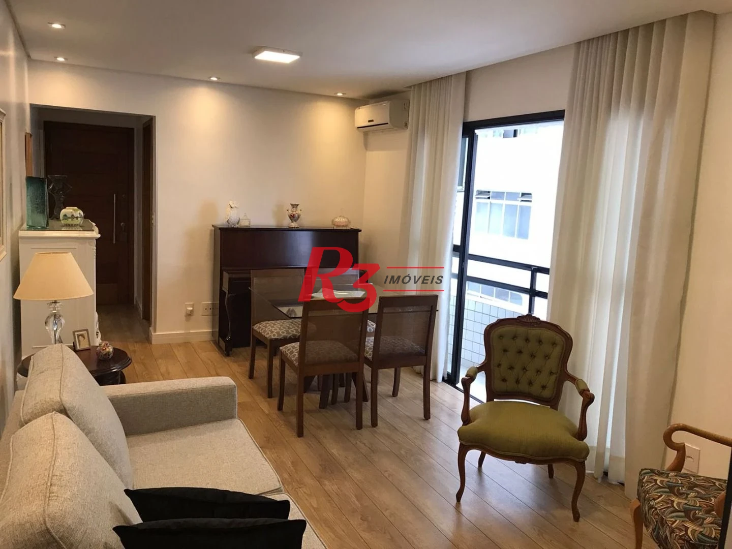 Apartamento com 2 dormitórios à venda, 85 m² - Gonzaga - Santos/SP