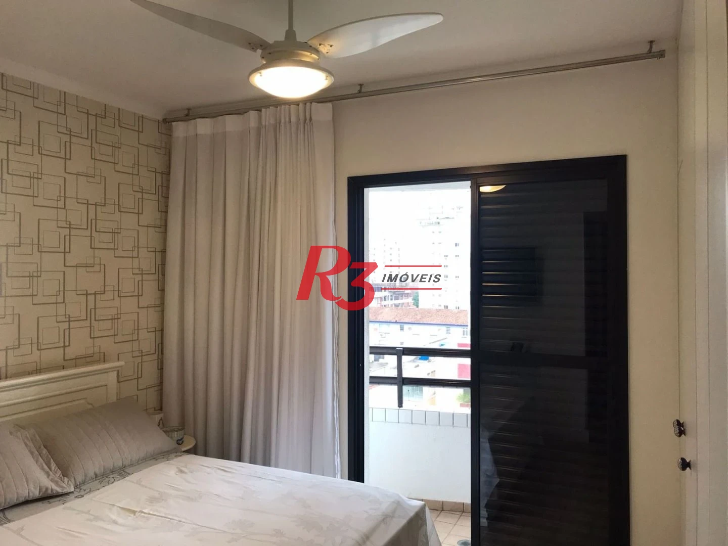 Apartamento com 2 dormitórios à venda, 85 m² - Gonzaga - Santos/SP