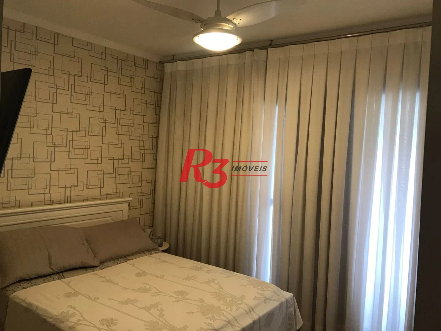 Apartamento com 2 dormitórios à venda, 85 m² - Gonzaga - Santos/SP