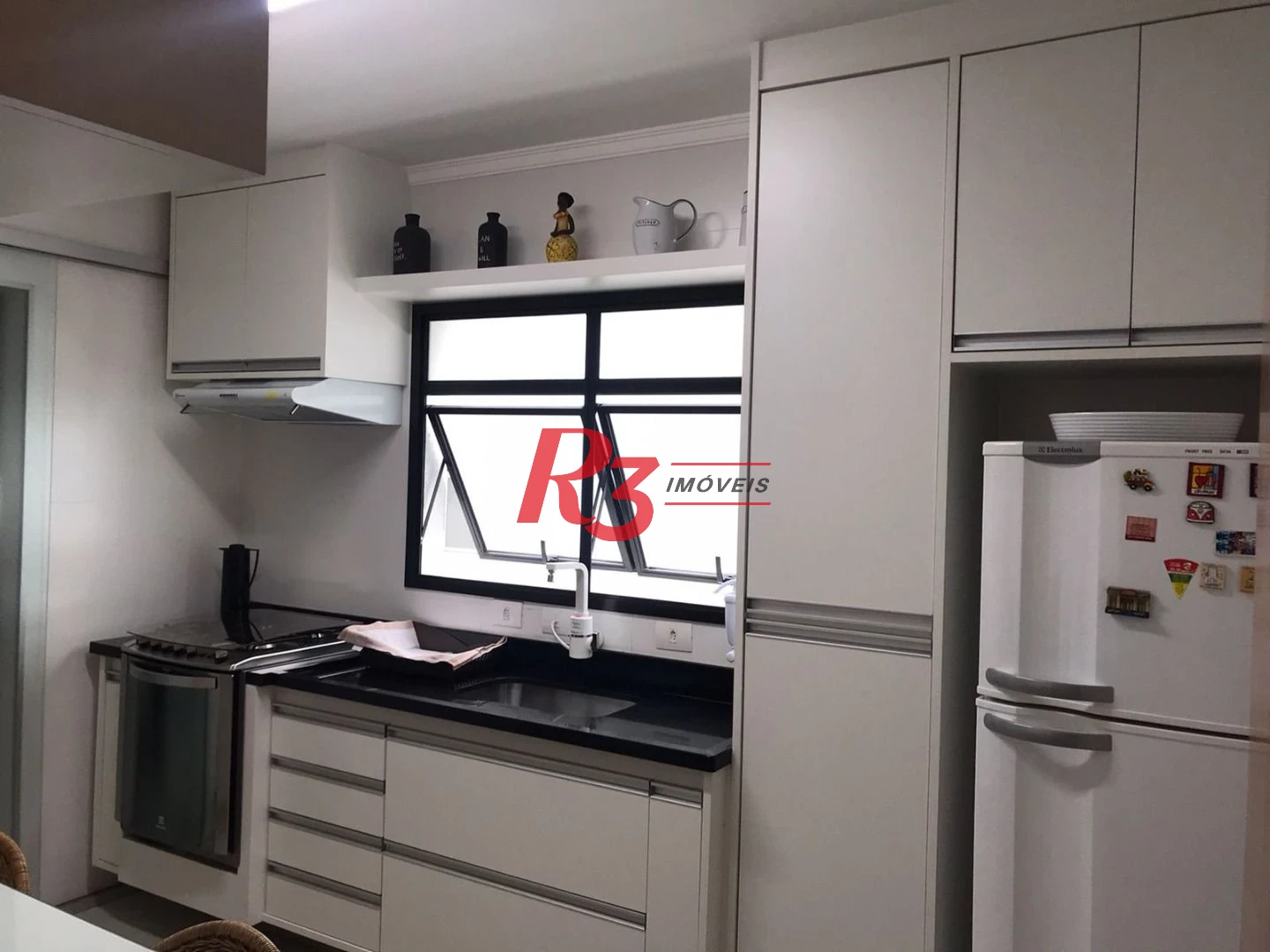 Apartamento com 2 dormitórios à venda, 85 m² - Gonzaga - Santos/SP