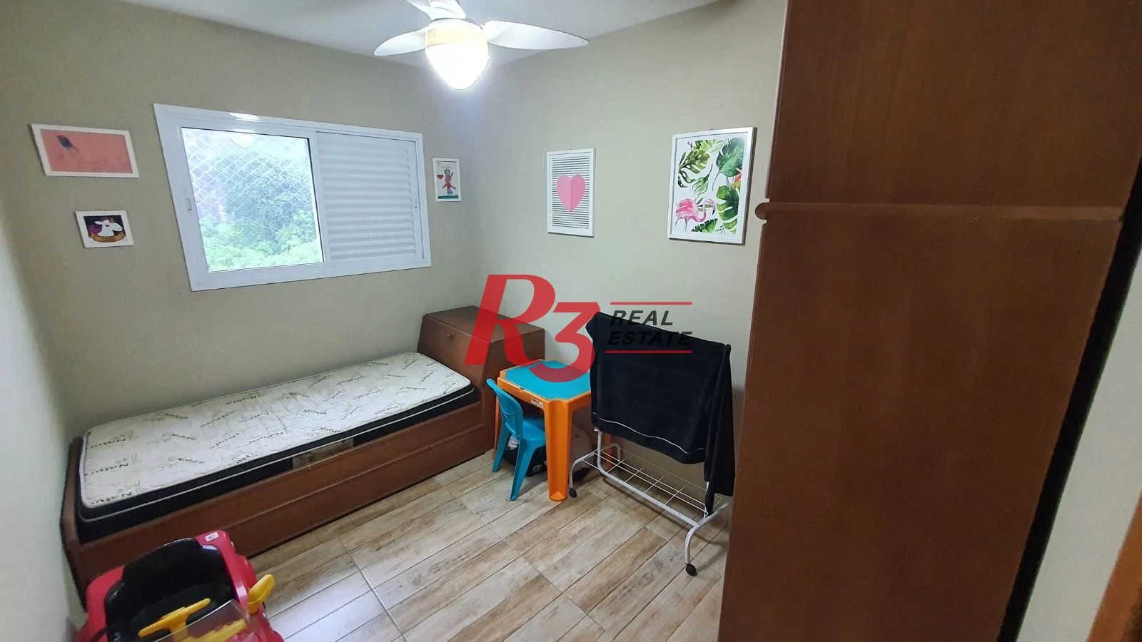 Apartamento com 2 dormitórios à venda, 58 m² - Vila Voturuá - São Vicente/SP