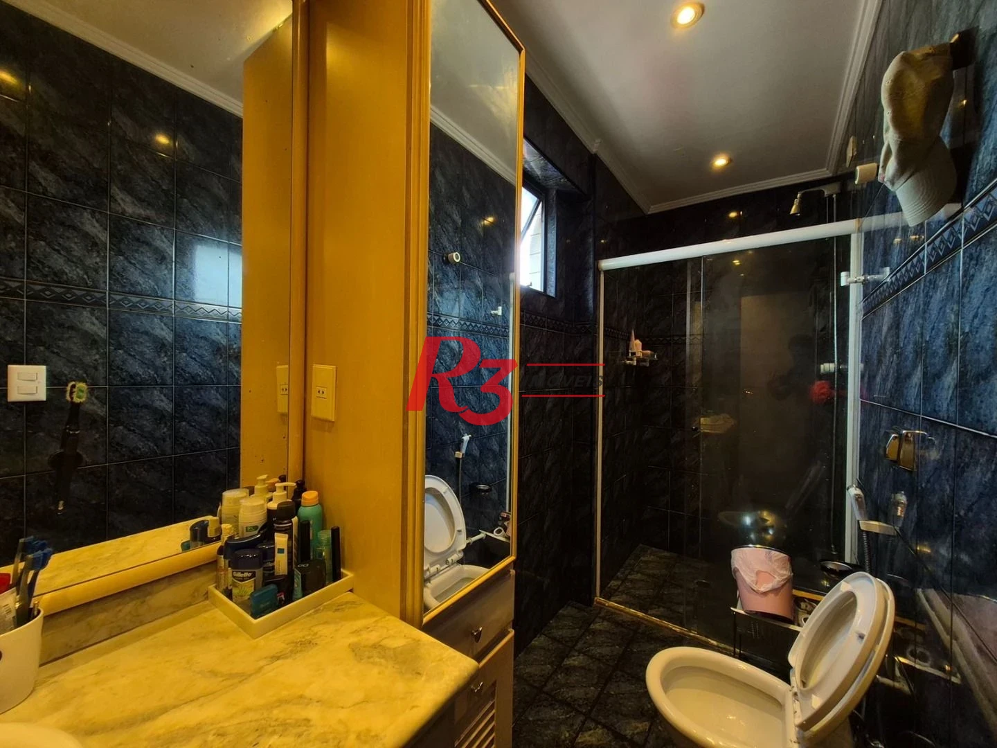 Apartamento com 4 dormitórios à venda, 184 m² por R$ 1.250.000,00 - Boqueirão - Santos/SP