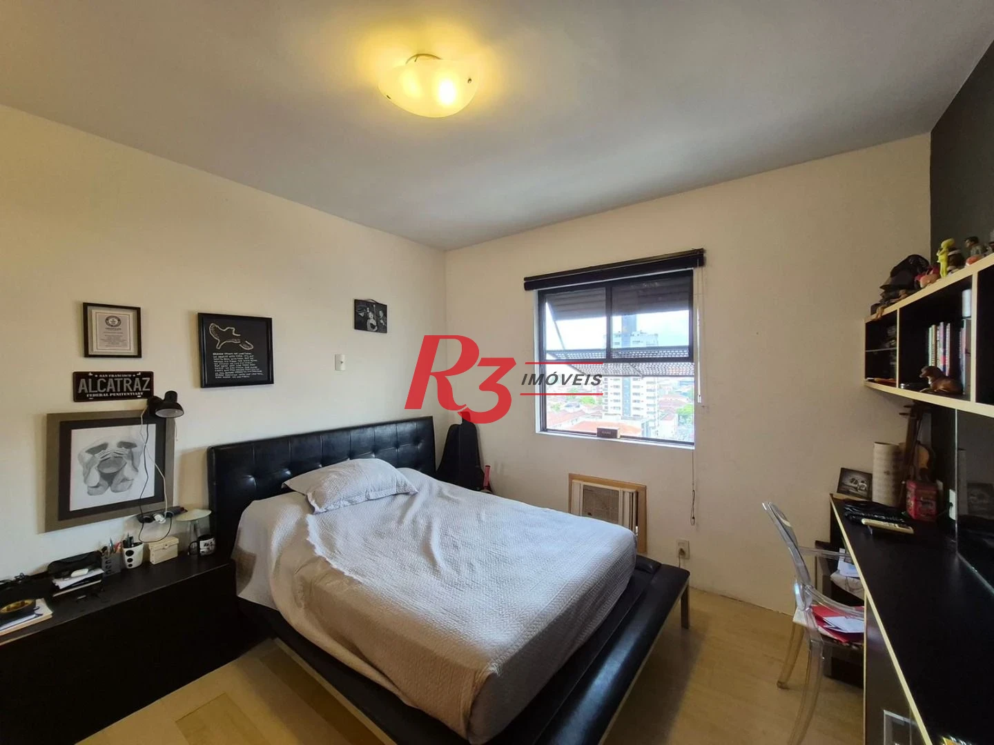 Apartamento com 4 dormitórios à venda, 184 m² por R$ 1.250.000,00 - Boqueirão - Santos/SP