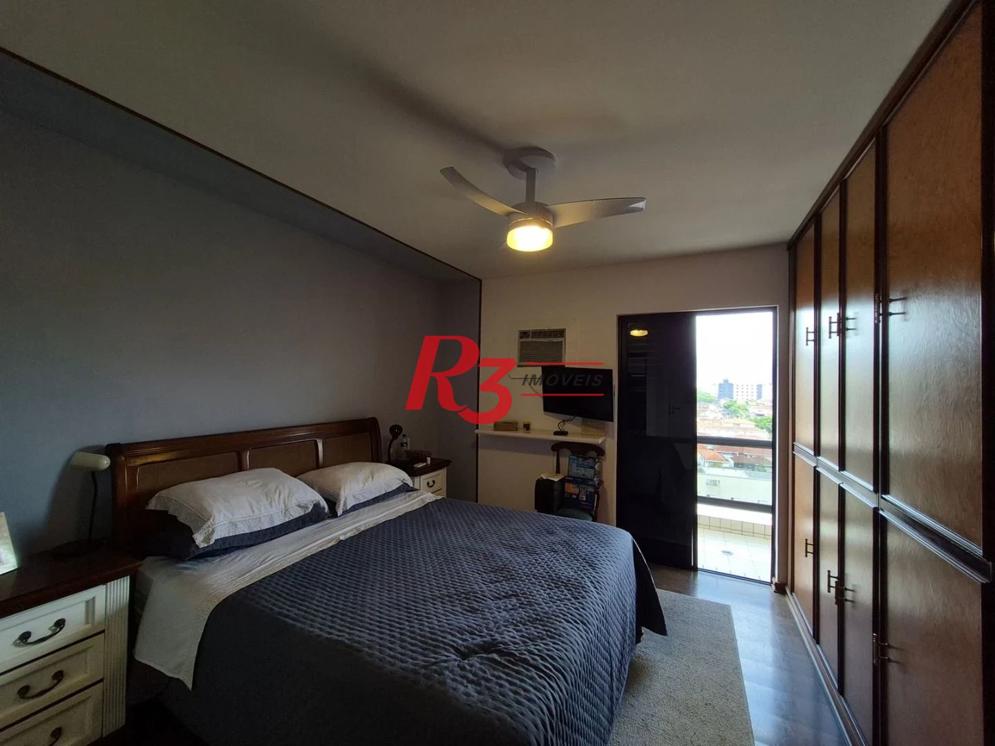 Apartamento com 4 dormitórios à venda, 184 m² por R$ 1.250.000,00 - Boqueirão - Santos/SP