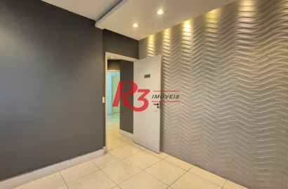 Excelente sala comercial para locação muito bem localizada em prédio com elevador, em frente a hospital, com divisórias e ares, 2 vagas, oportunidade!