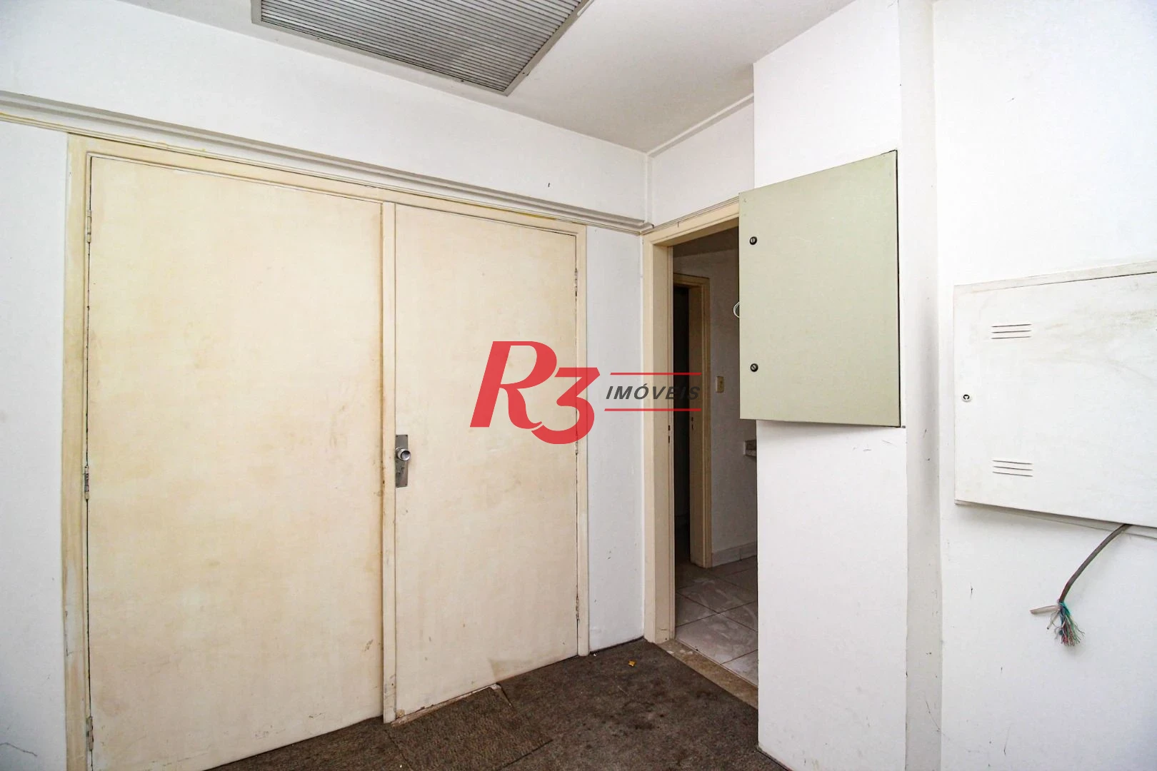 Sala comercial no Centro de Santos