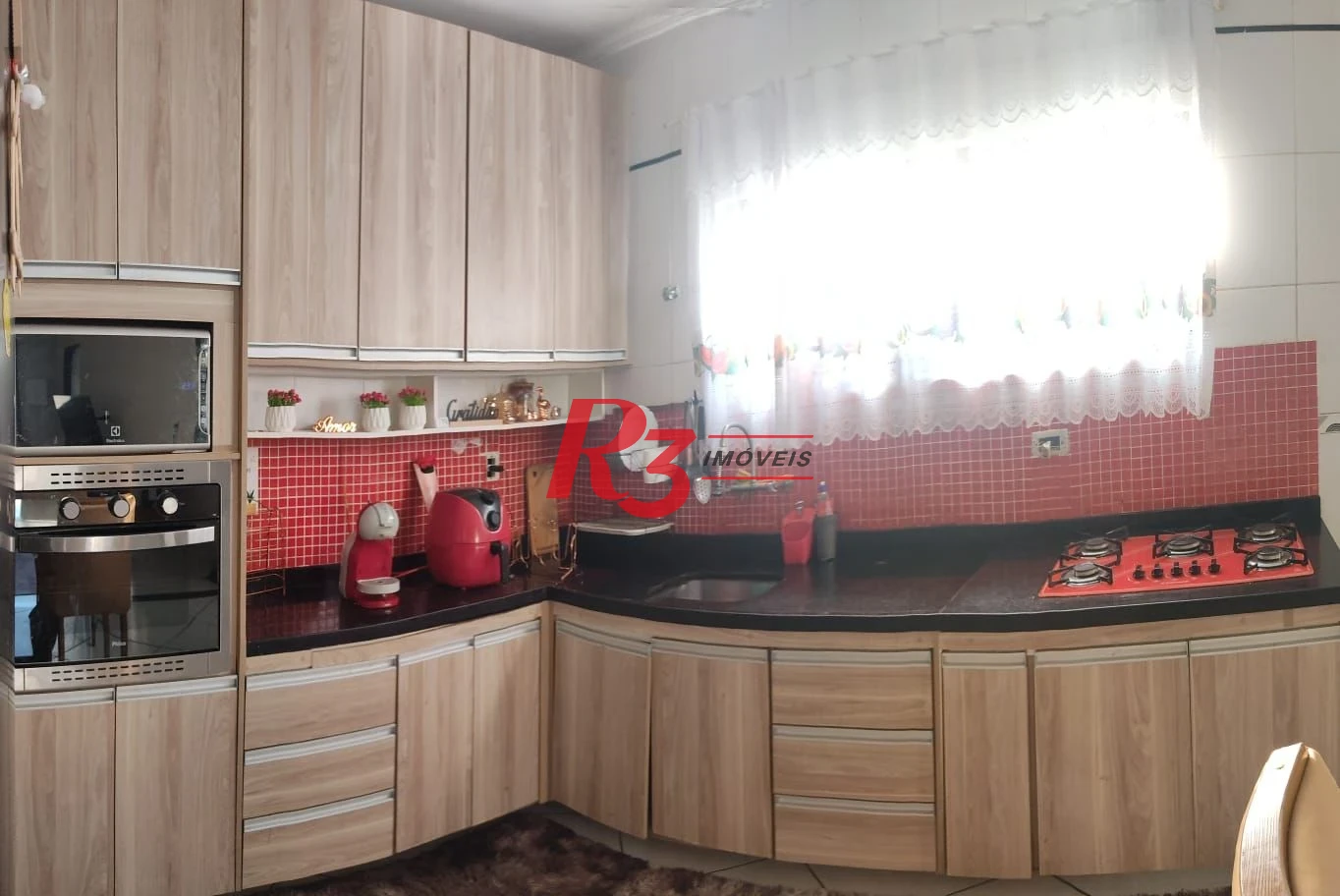 casa para venda, 109m², 3 dorms, sendo 1 suíte, 4 vagas