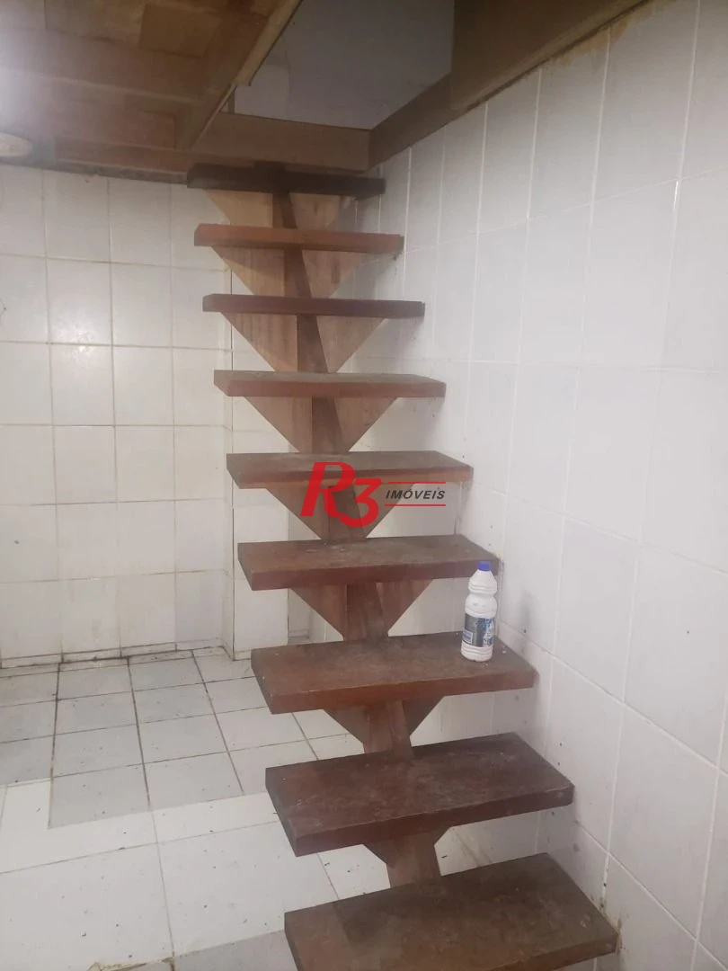 Ampla loja comercial para alugar, 520m², Encruzilhada- Santos/SP