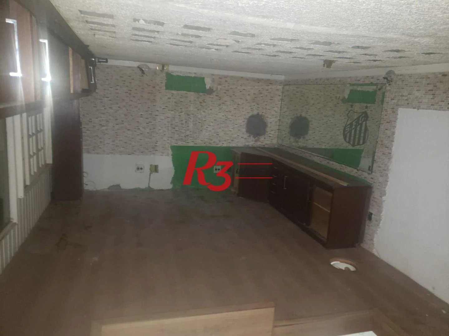 Ampla loja comercial para alugar, 520m², Encruzilhada- Santos/SP