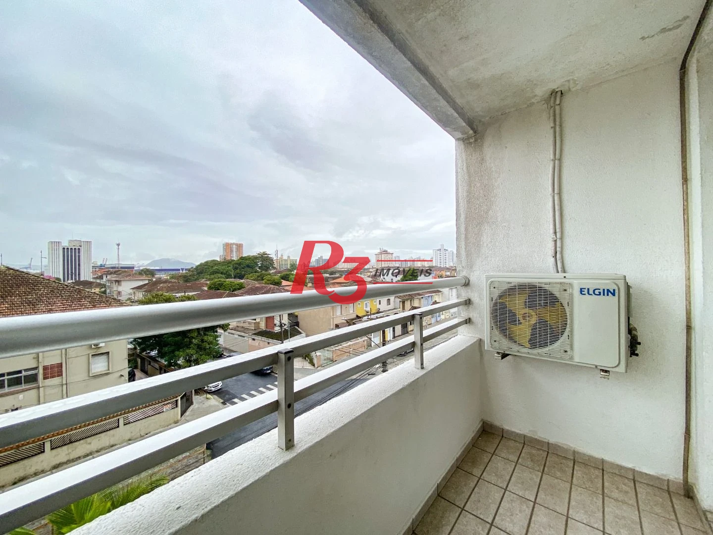 Apartamento à venda, 50 m² por R$ 385.000,00 - Vila Matias - Santos/SP