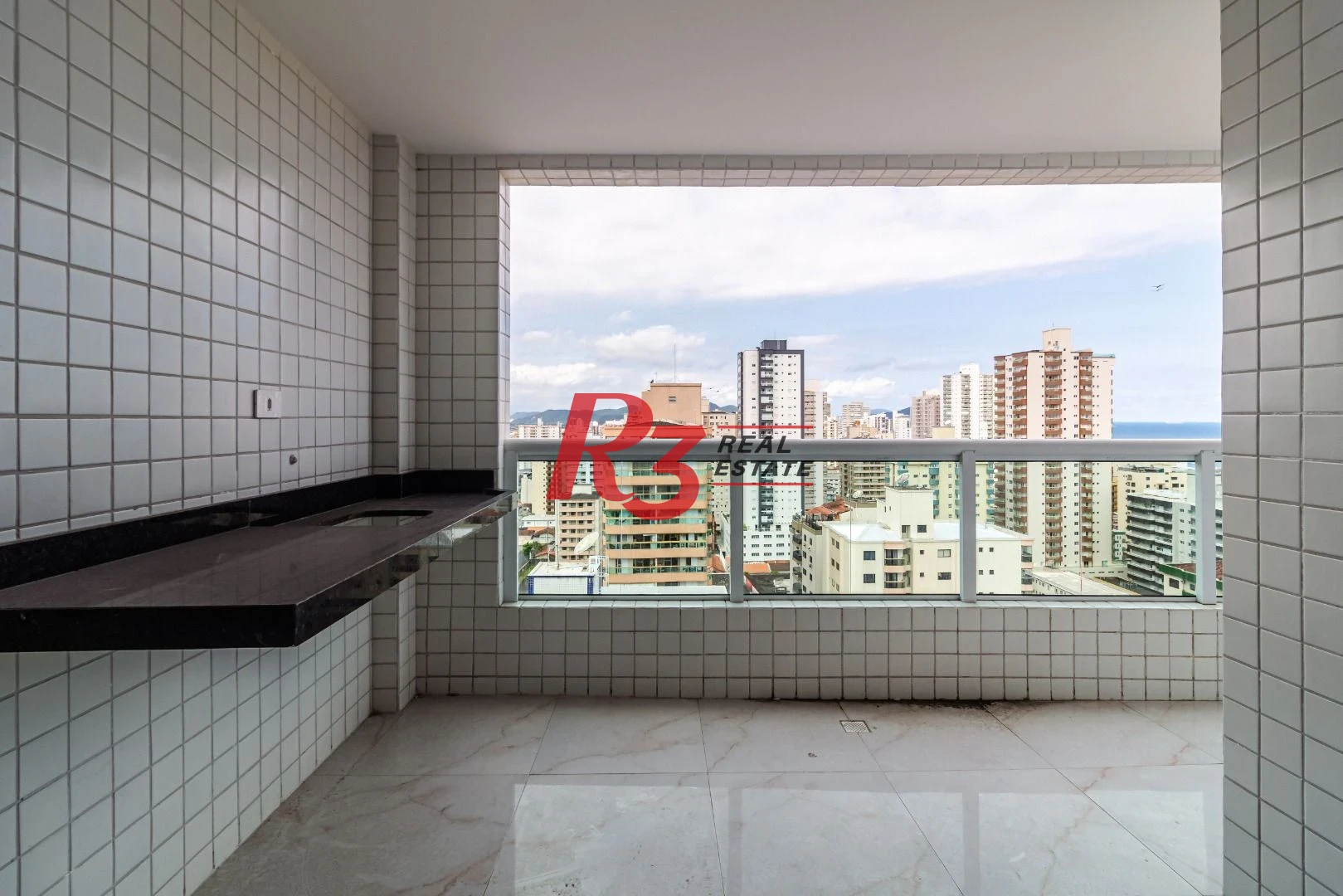 Apartamento com 3 dormitórios à venda, 93 m² por R$ 600.000,00 - Vila Tupi - Praia Grande/SP