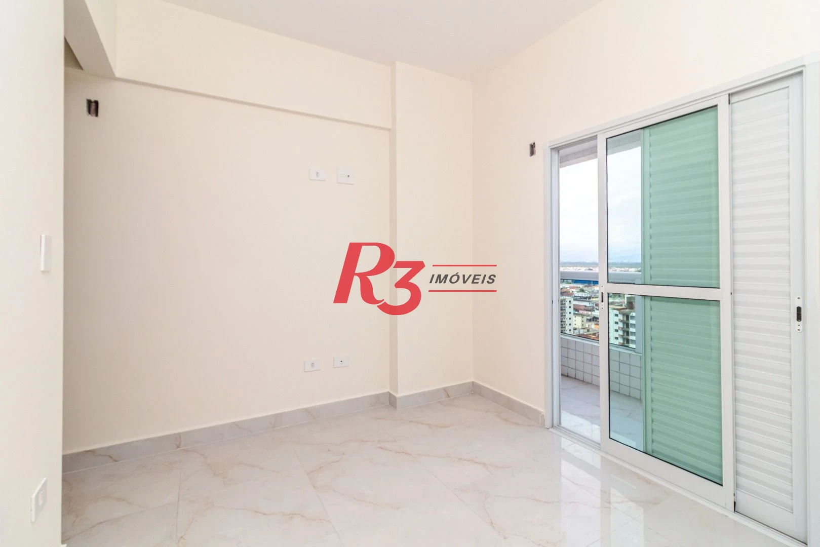 Apartamento com 3 dormitórios à venda, 93 m² por R$ 620.000,00 - Vila Tupi - Praia Grande/SP