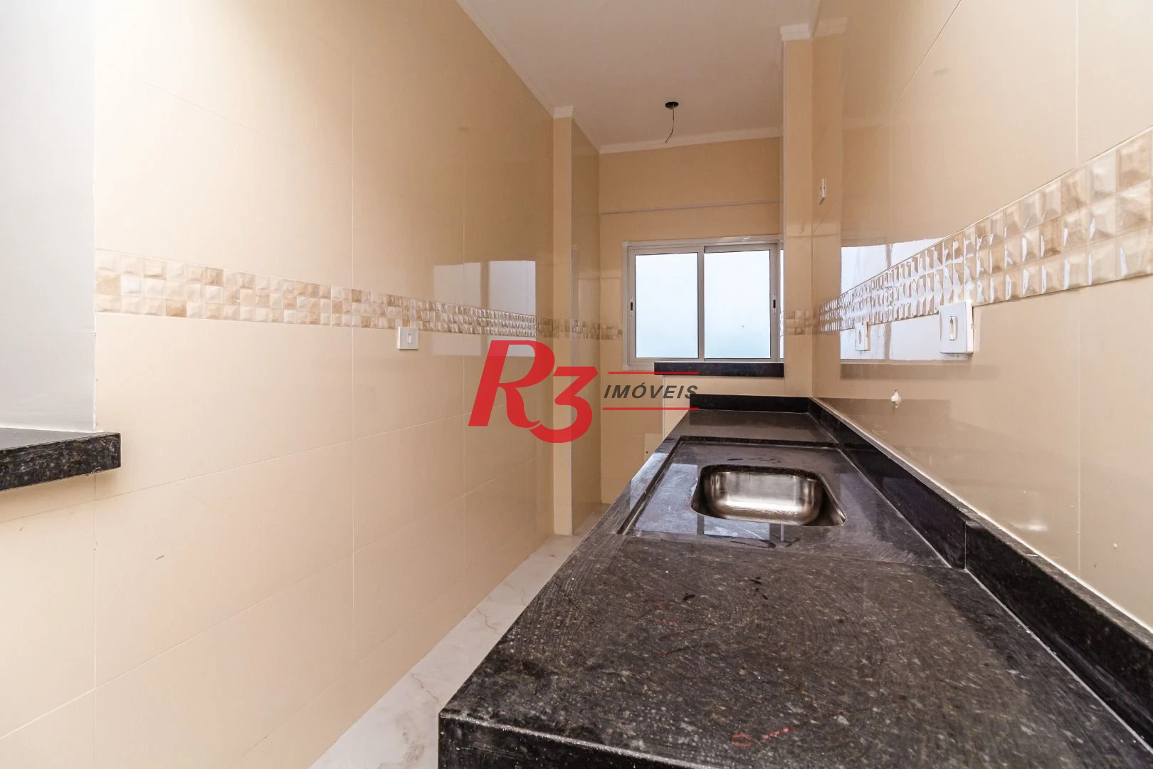Apartamento com 3 dormitórios à venda, 93 m² por R$ 620.000,00 - Vila Tupi - Praia Grande/SP