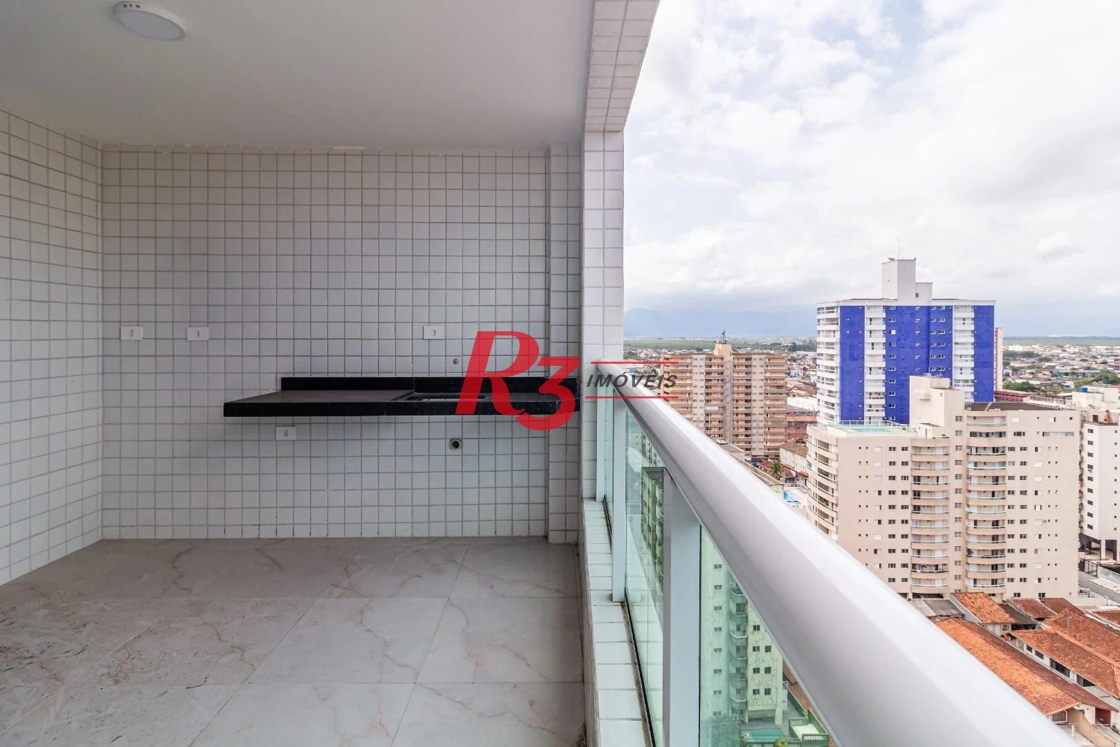 Apartamento com 3 dormitórios à venda, 93 m² por R$ 620.000,00 - Vila Tupi - Praia Grande/SP