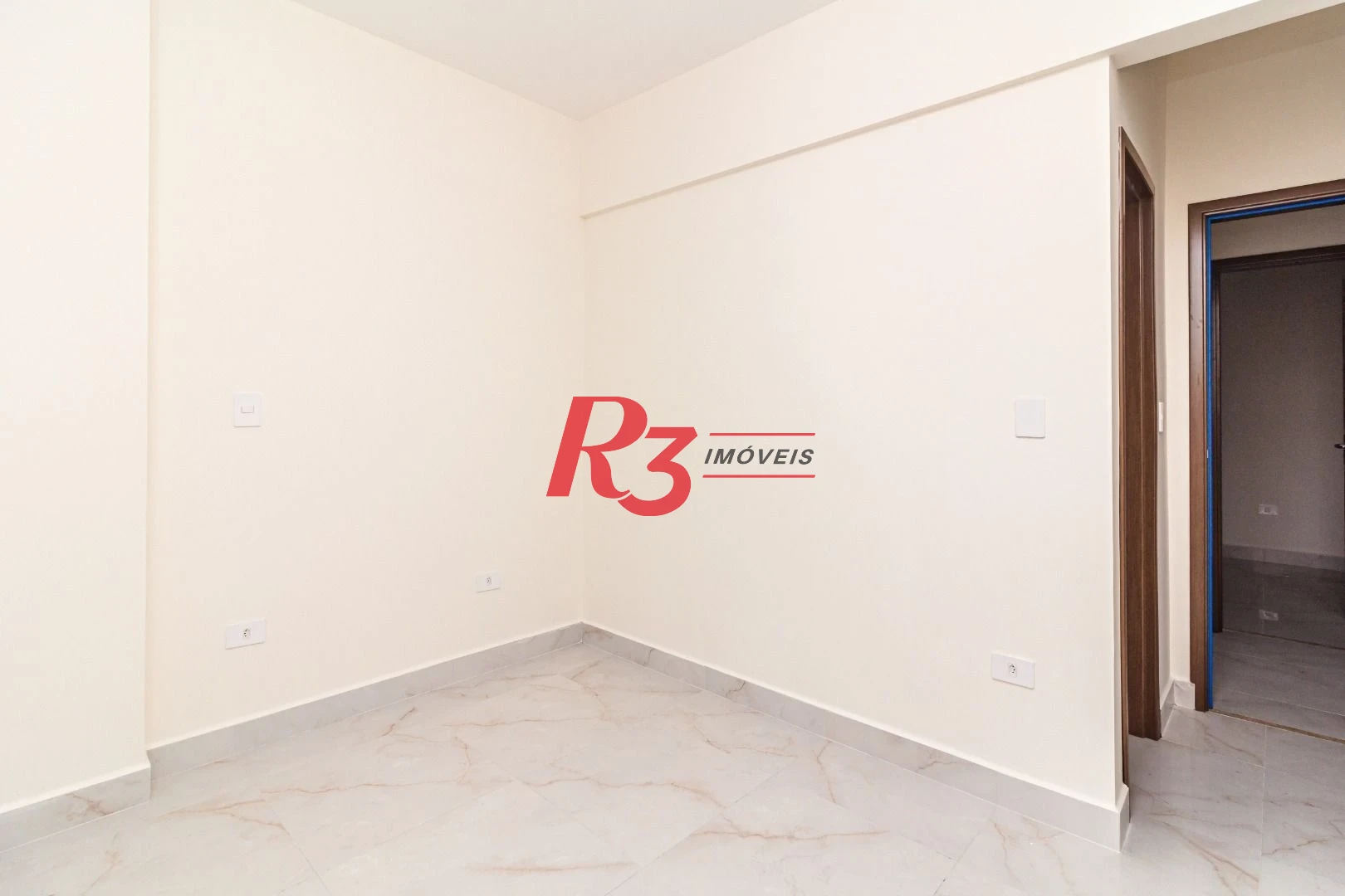 Apartamento com 3 dormitórios à venda, 93 m² por R$ 620.000,00 - Vila Tupi - Praia Grande/SP
