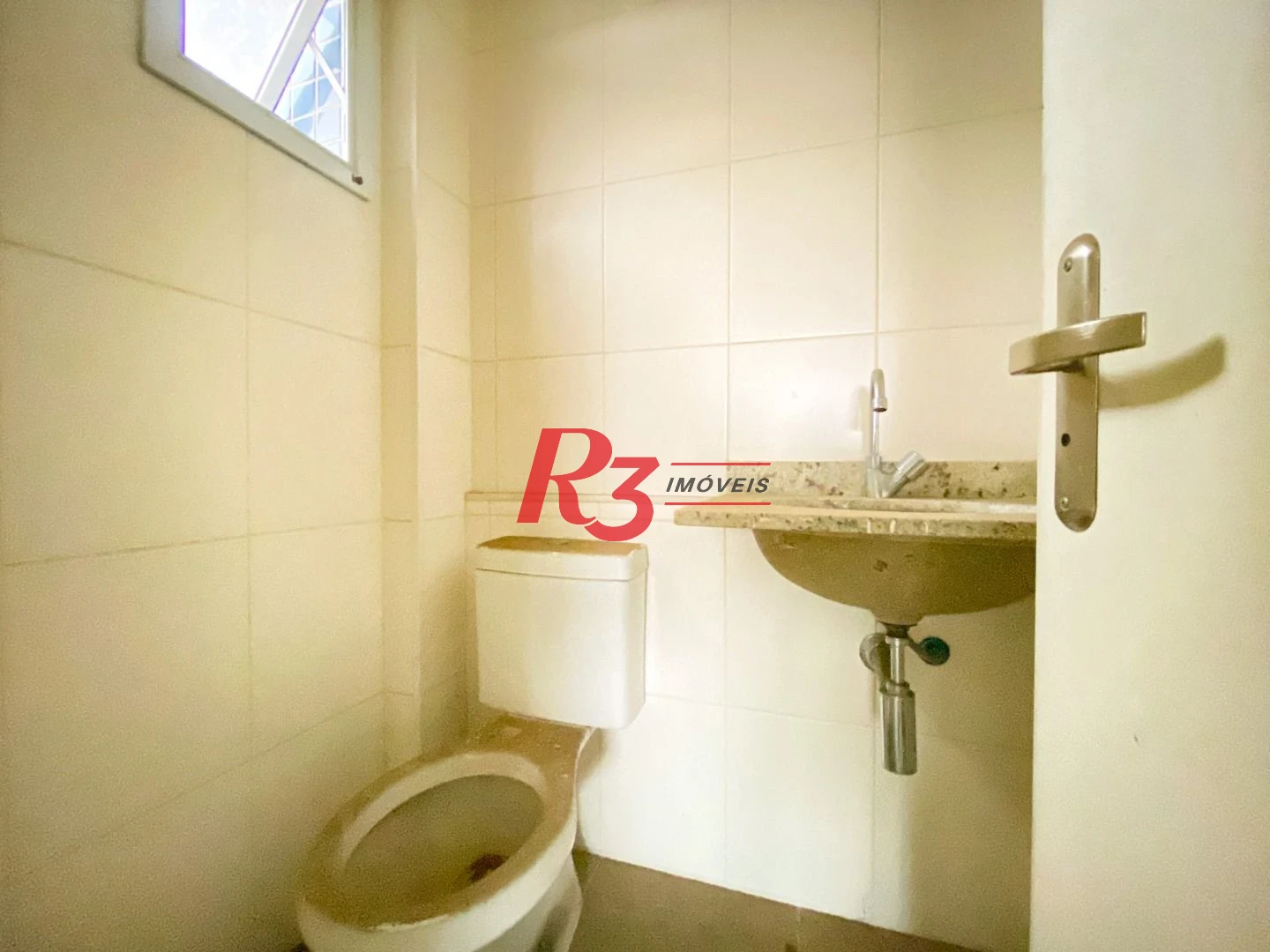 Sala à venda, 44 m² - Encruzilhada - Santos/SP